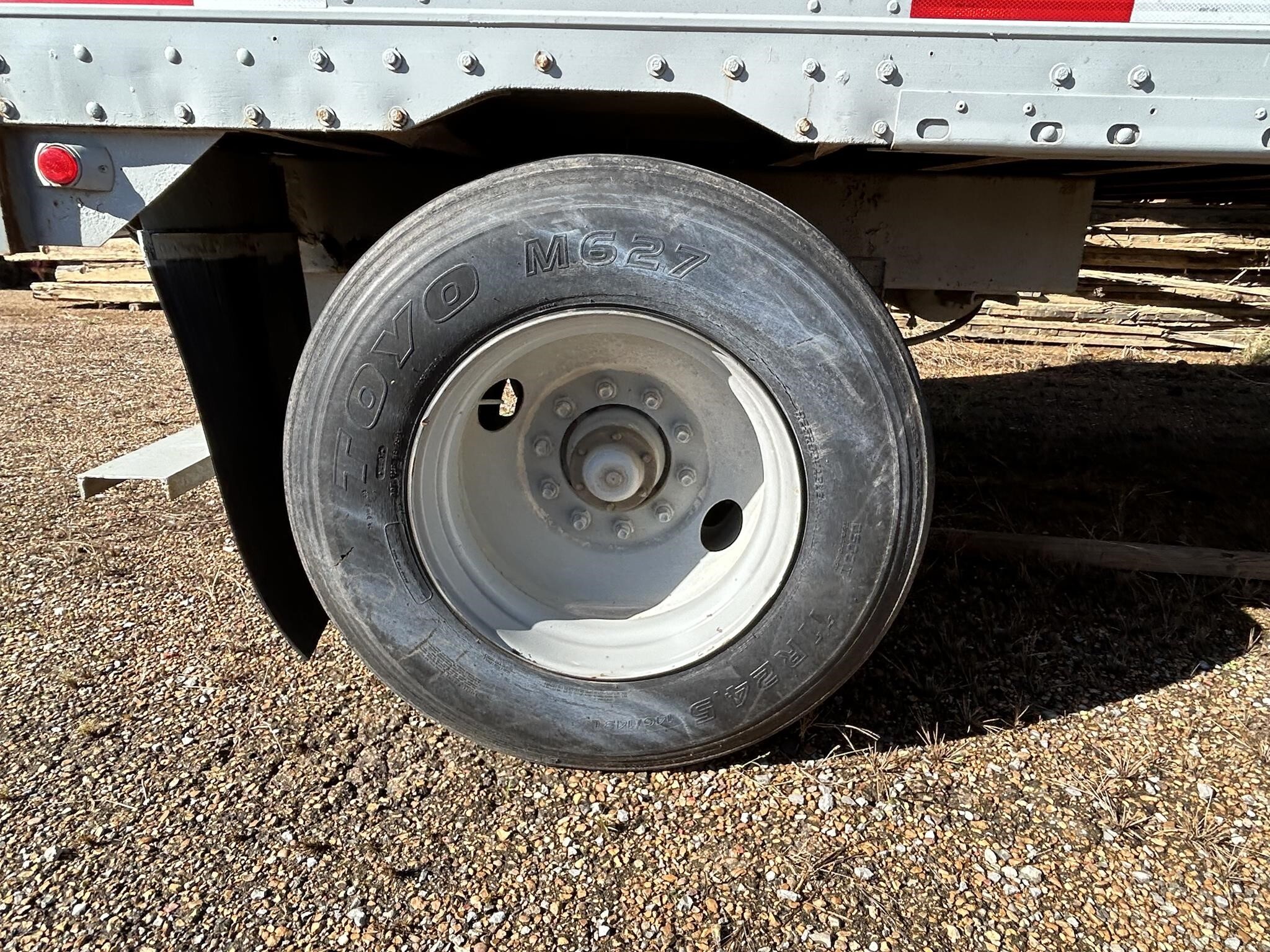 1991 Monon 28 FT OPEN TOP Box Trucks/Trailer