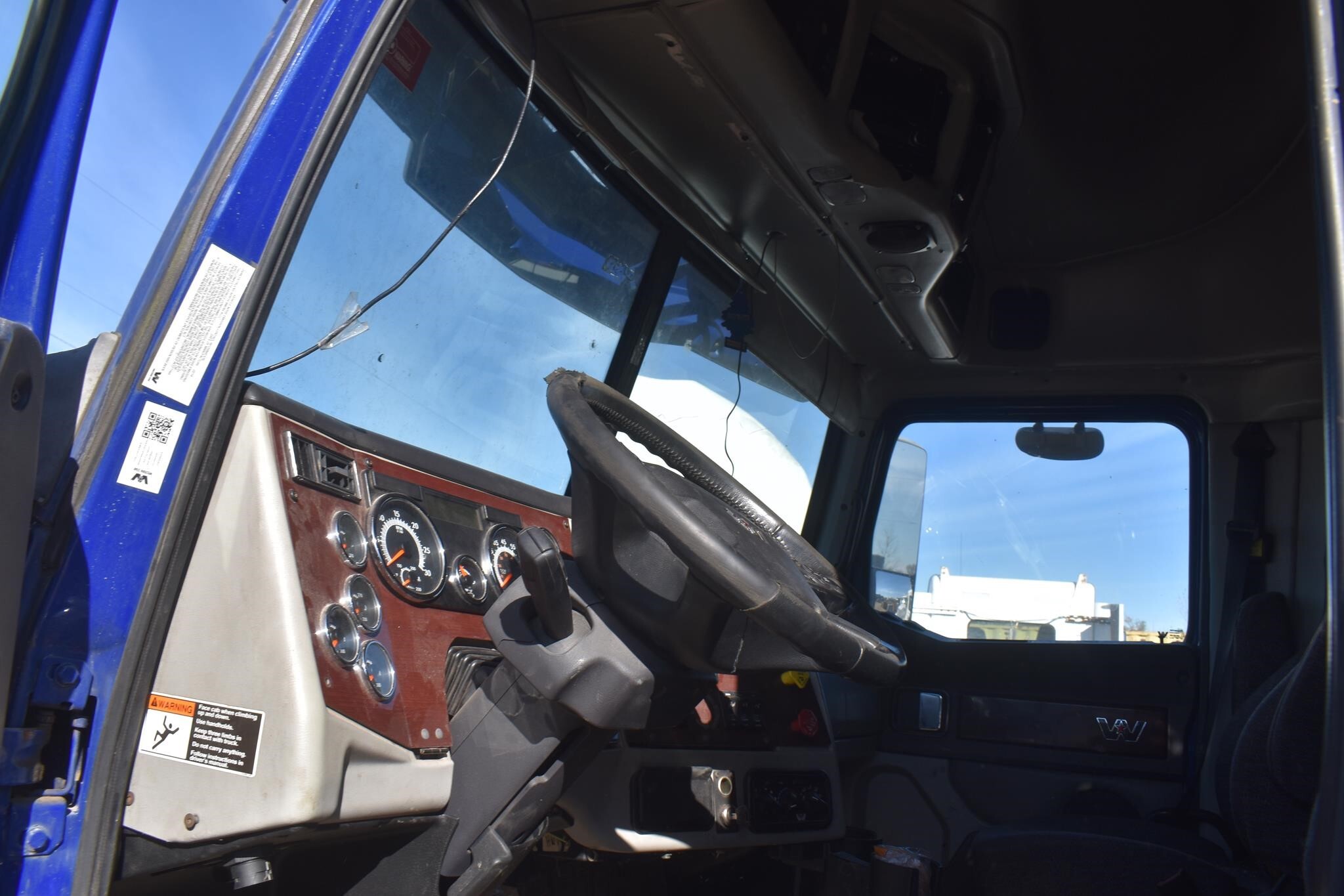 2017 Western Star 5700XE Semi Trucks/Trailer