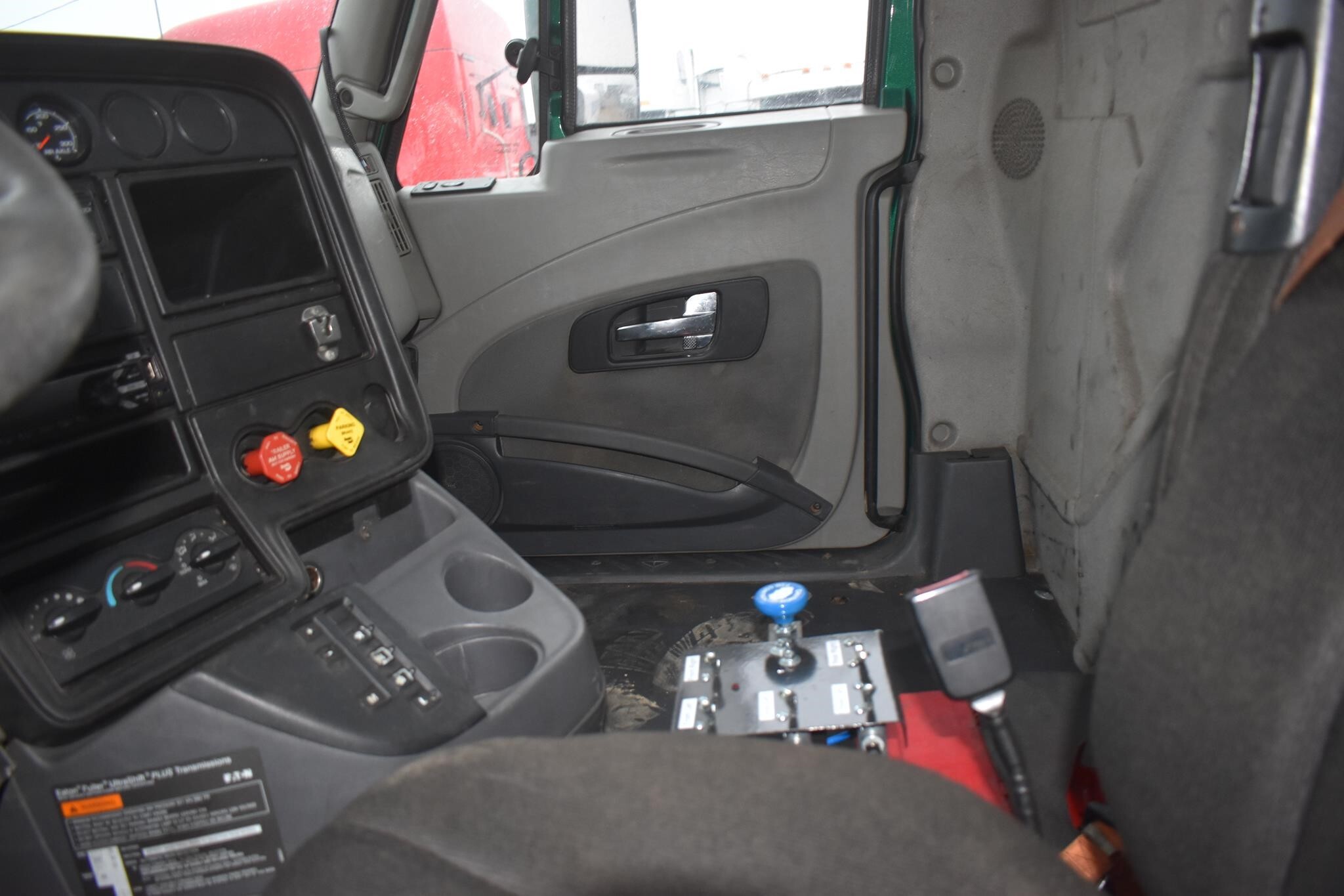 2016 International ProStar Semi Trucks/Trailer