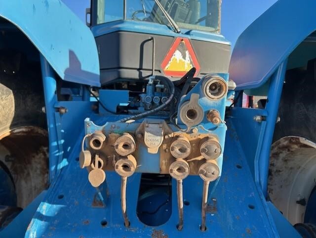 1996 New Holland 9682 Tractor