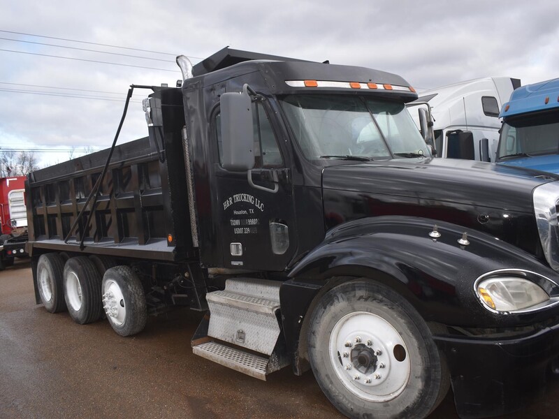 Used Freightliner Columbia 120 Semi Trucks/Trailers for Sale