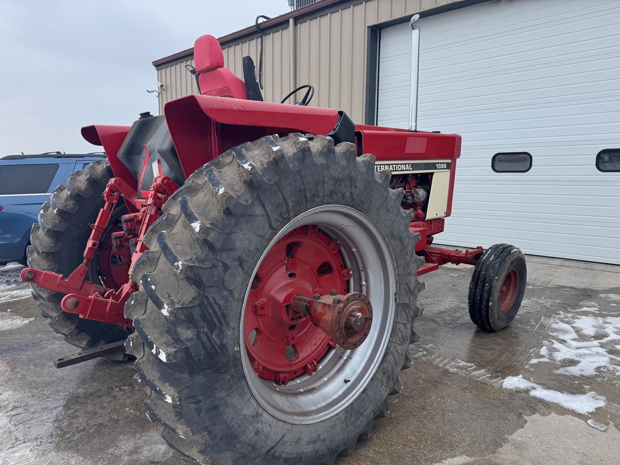1977 International Harvester 1086 Tractor