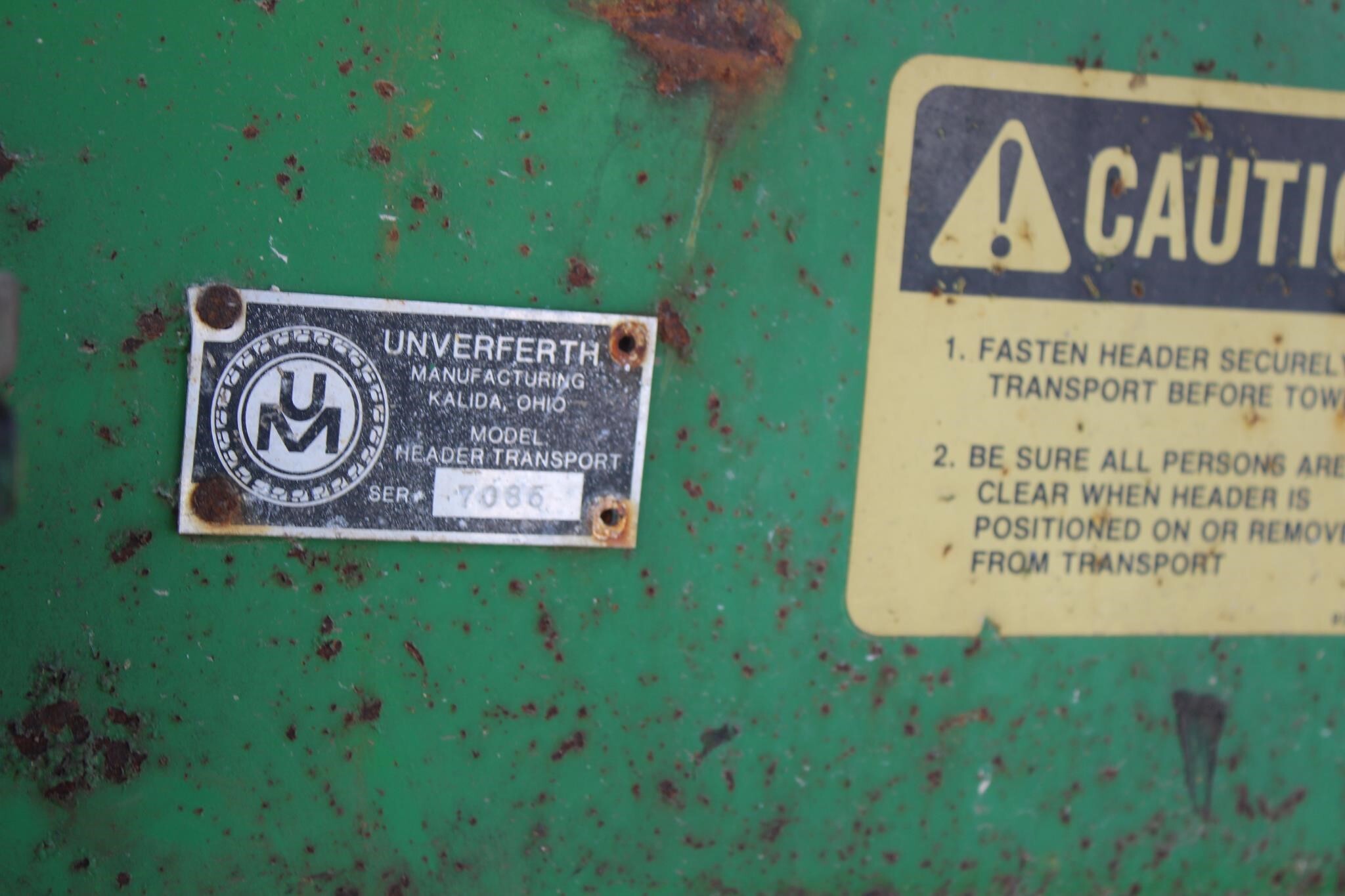  Unverferth HT25 Header Trailer
