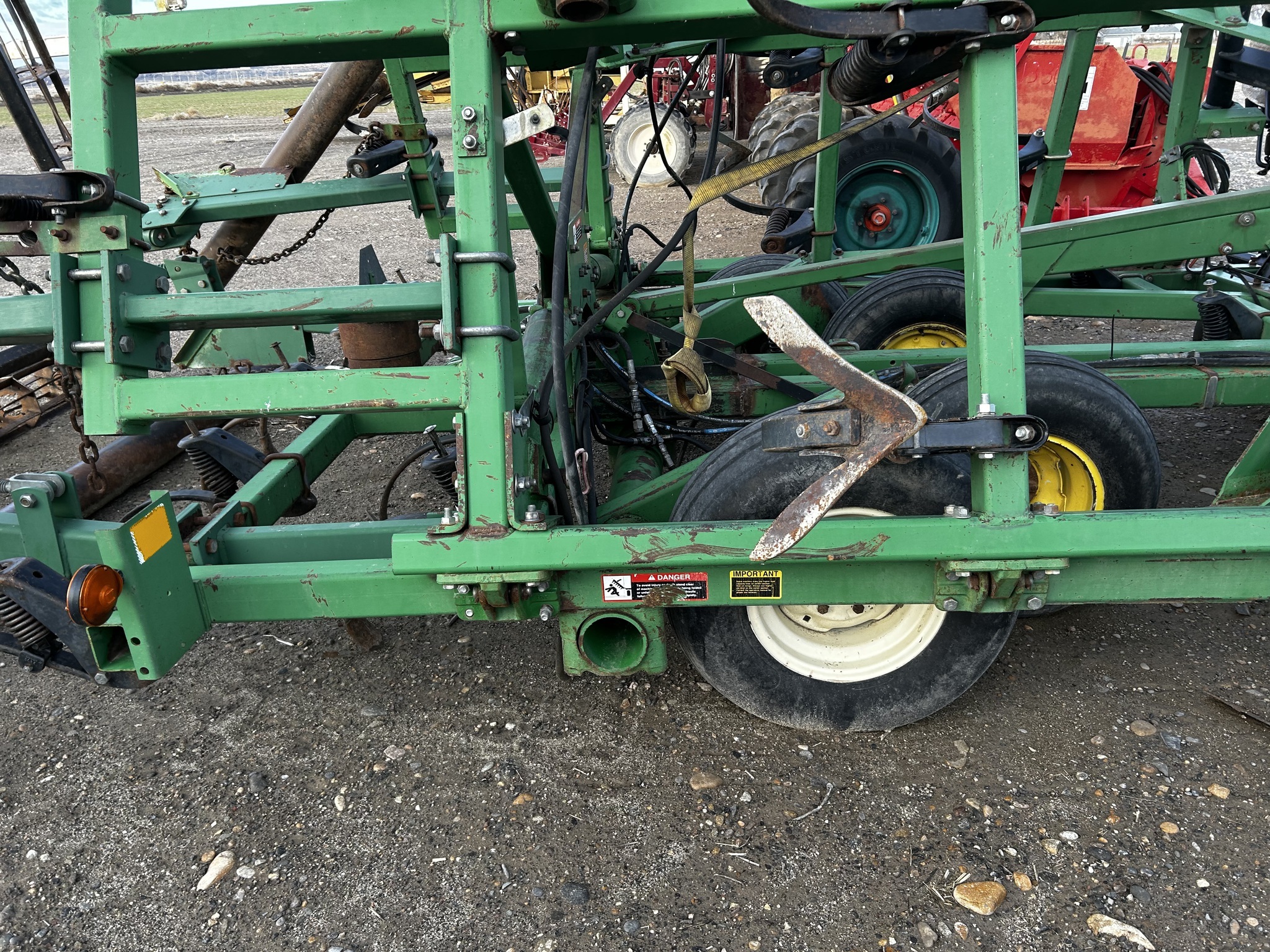  John Deere 726 Soil Finisher