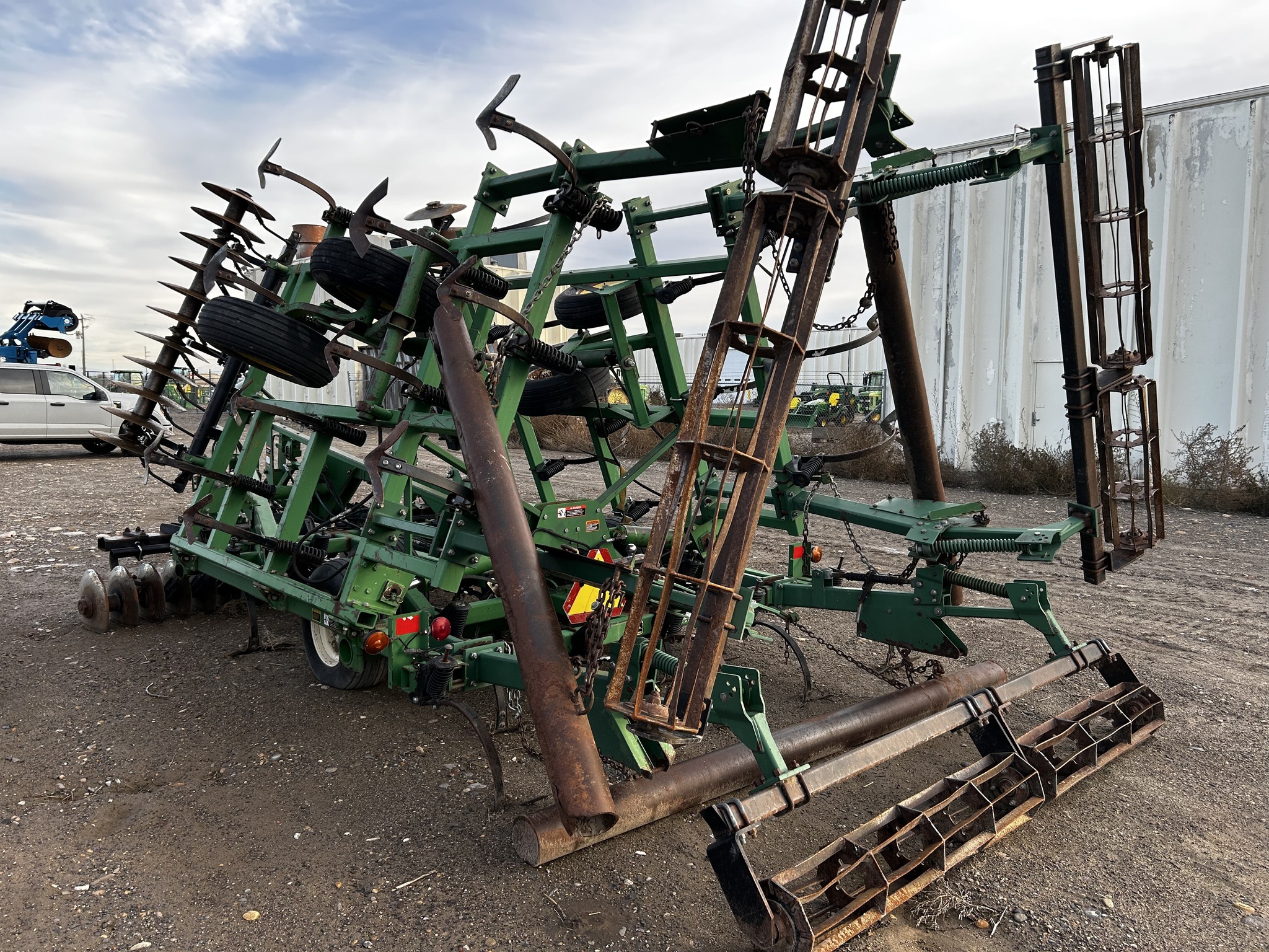  John Deere 726 Soil Finisher