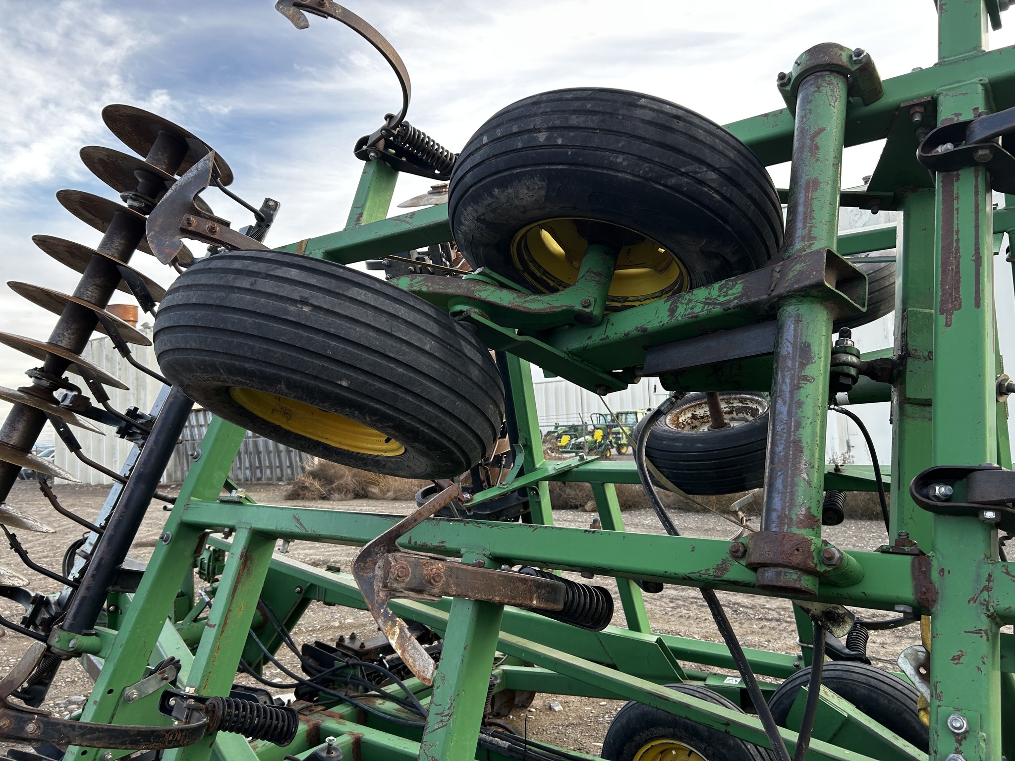  John Deere 726 Soil Finisher