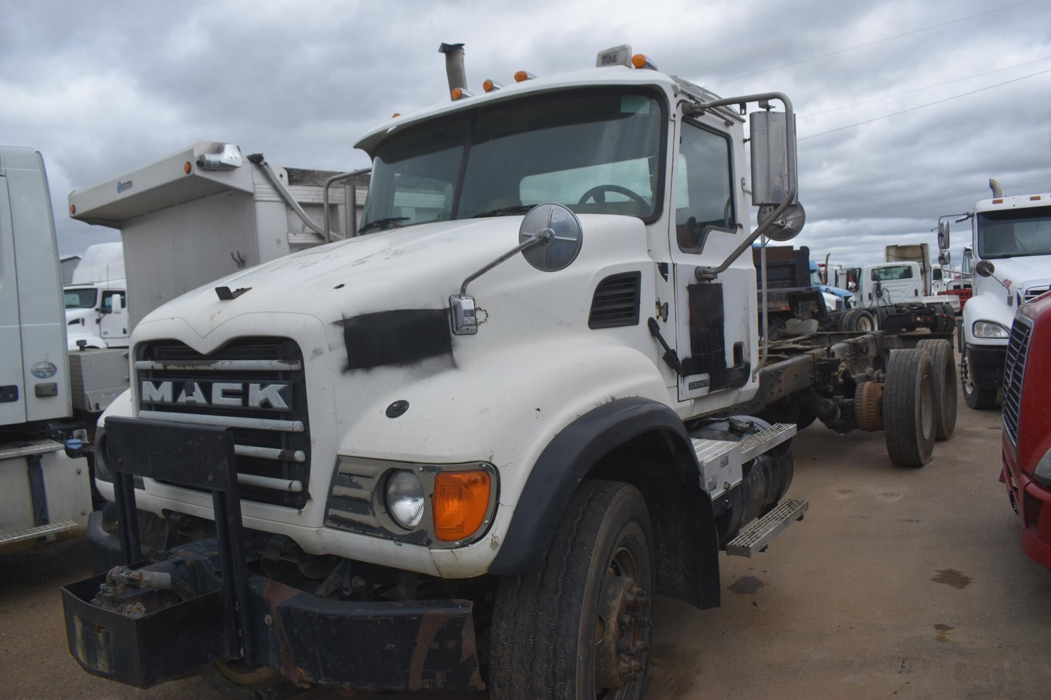 2007 Mack Granite CV713 Dump Trucks/Trailer