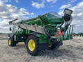 2022 John Deere 800R Self-Propelled Fertilizer Spreader