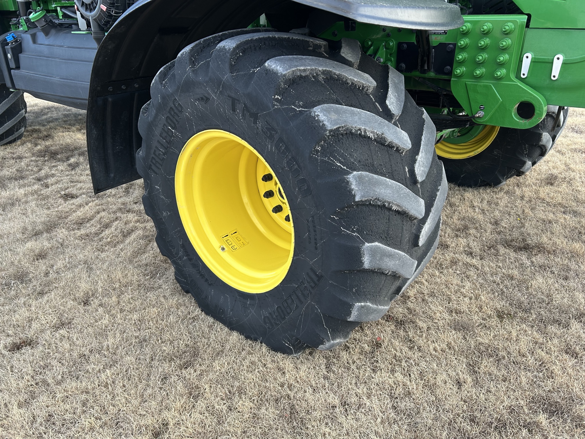 2022 John Deere 800R Self-Propelled Fertilizer Spreader