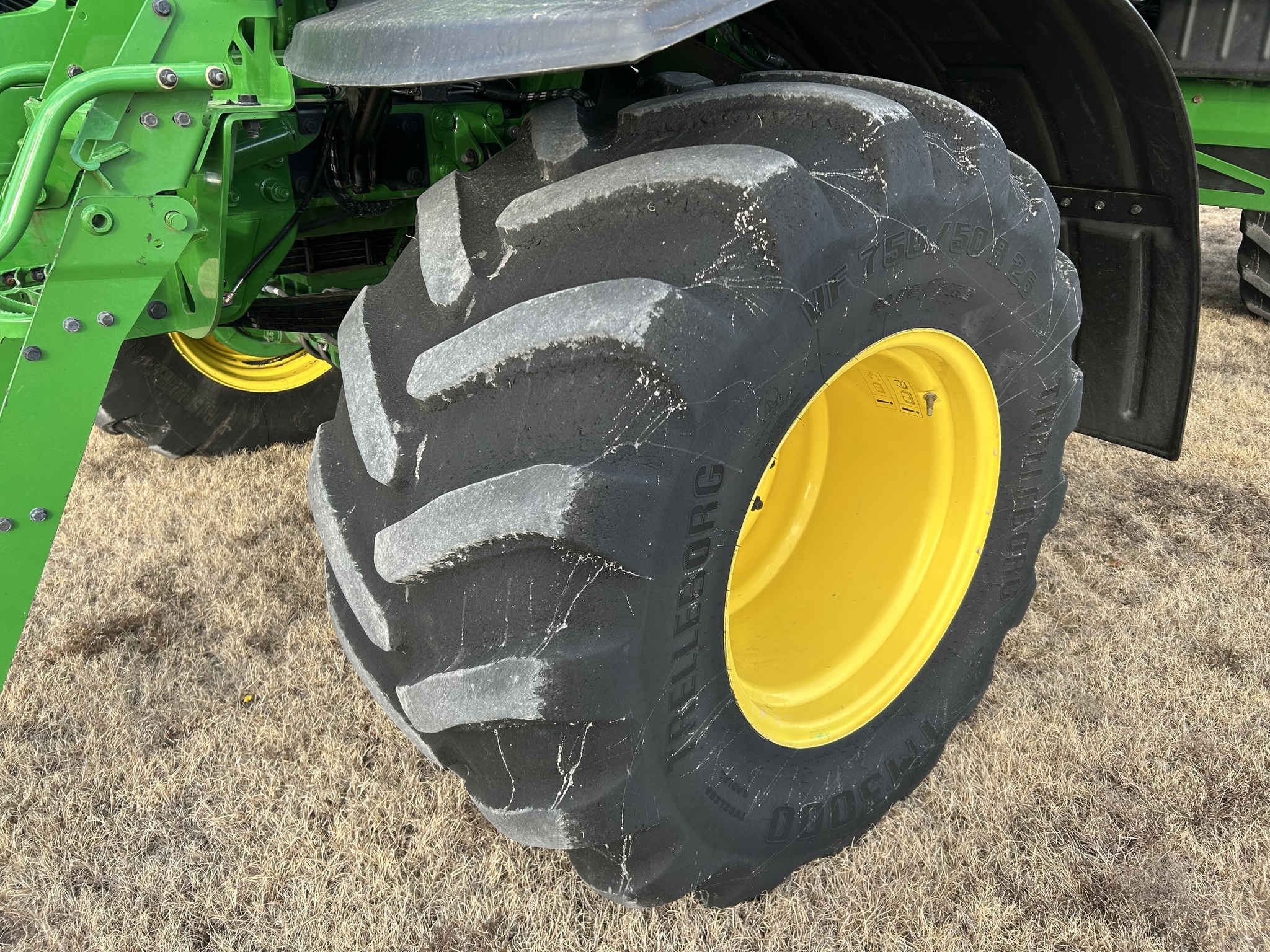 2022 John Deere 800R Self-Propelled Fertilizer Spreader