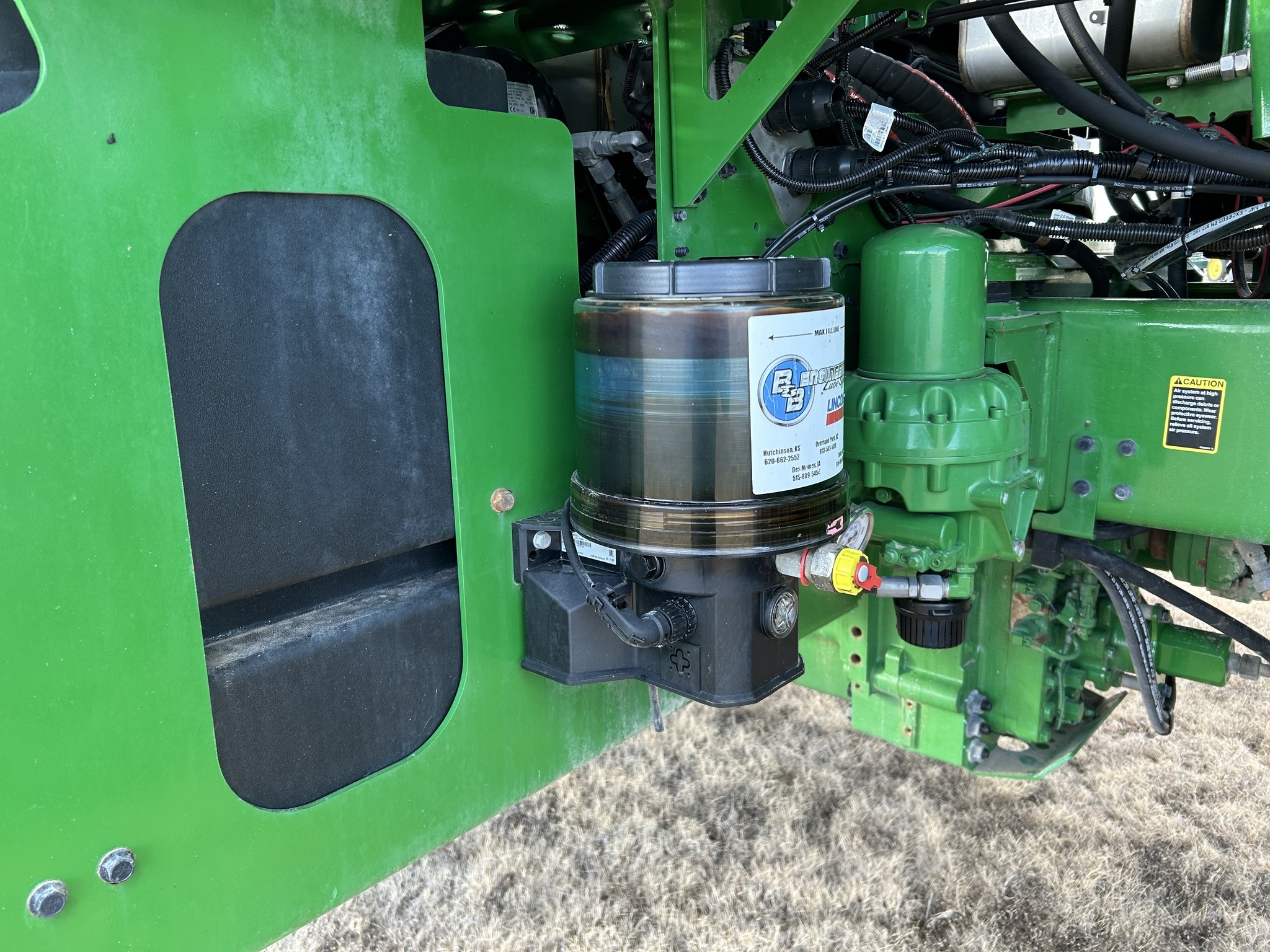 2022 John Deere 800R Self-Propelled Fertilizer Spreader