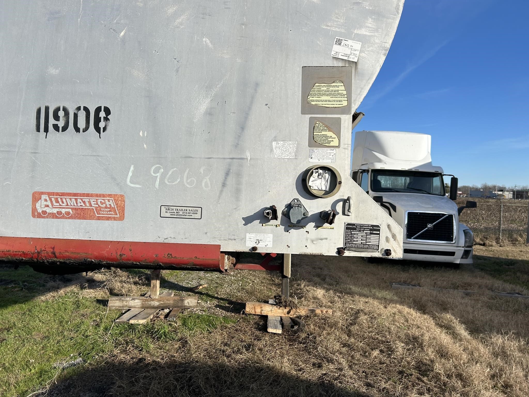 2004 Everlite 48 FT OPEN TOP Box Trucks/Trailer
