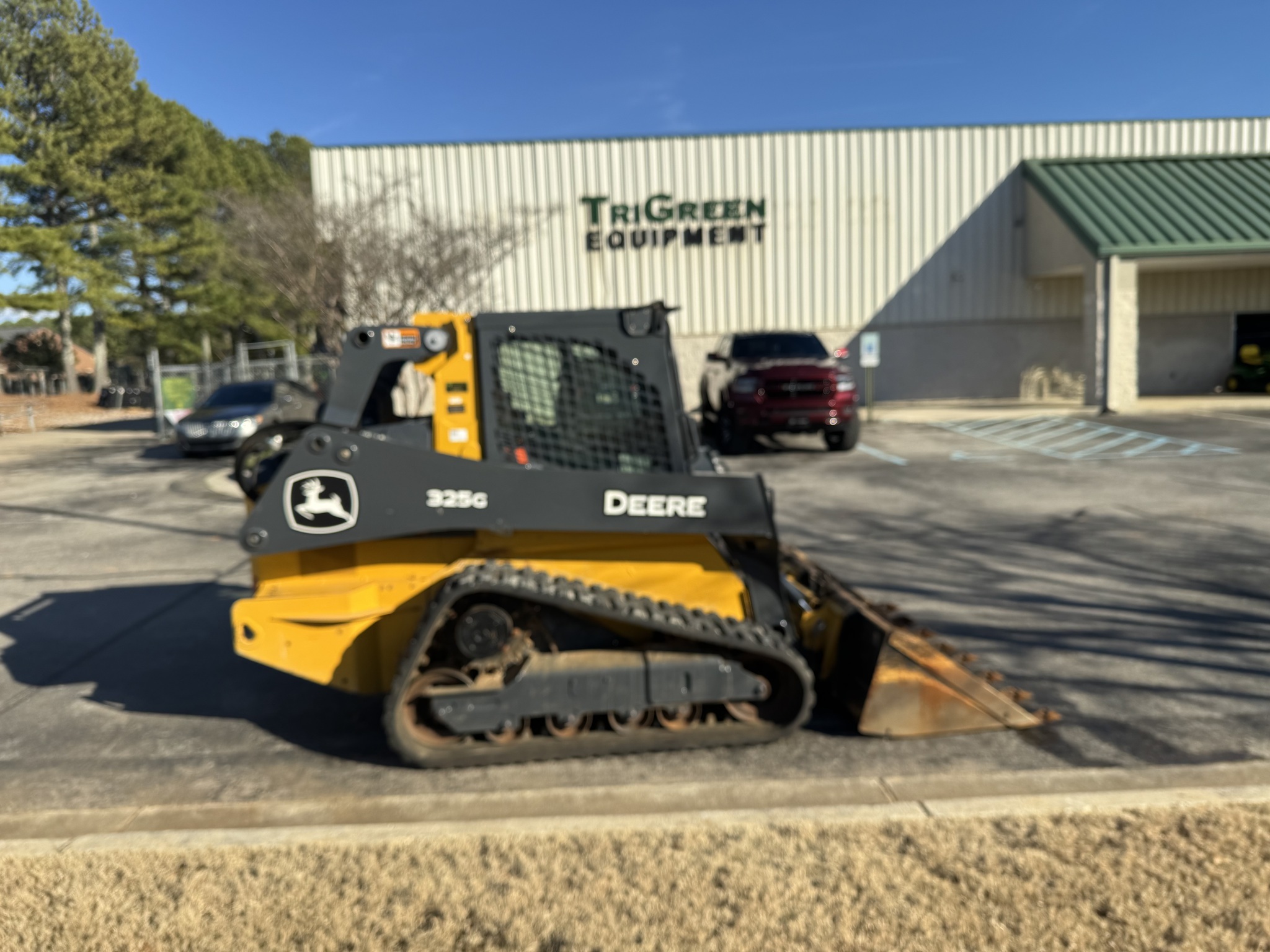 2022 Deere 325G Skid Steer