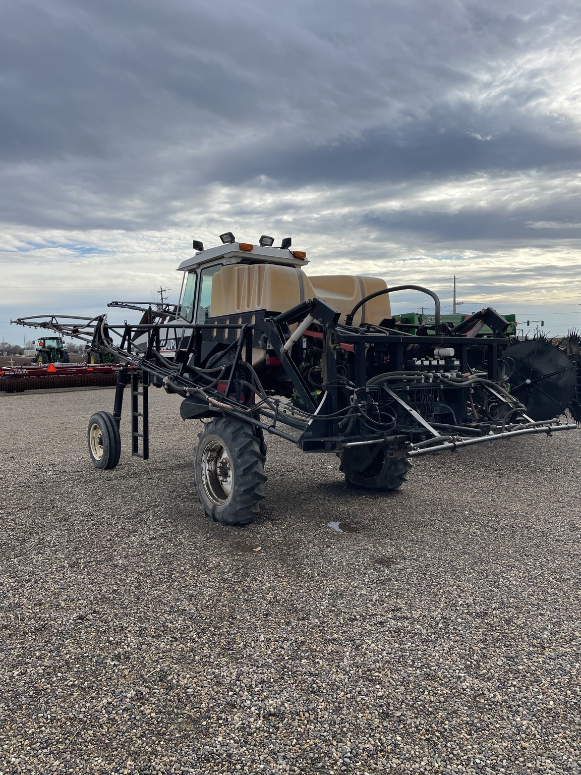  Spra-Coupe 4640 Self-Propelled Sprayer