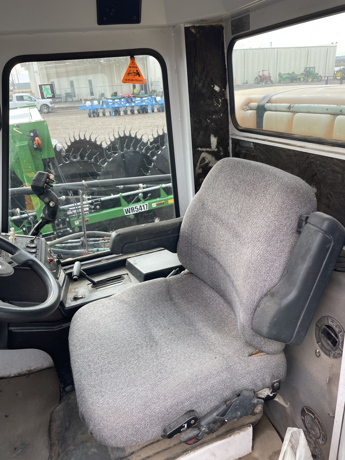  Spra-Coupe 4640 Self-Propelled Sprayer