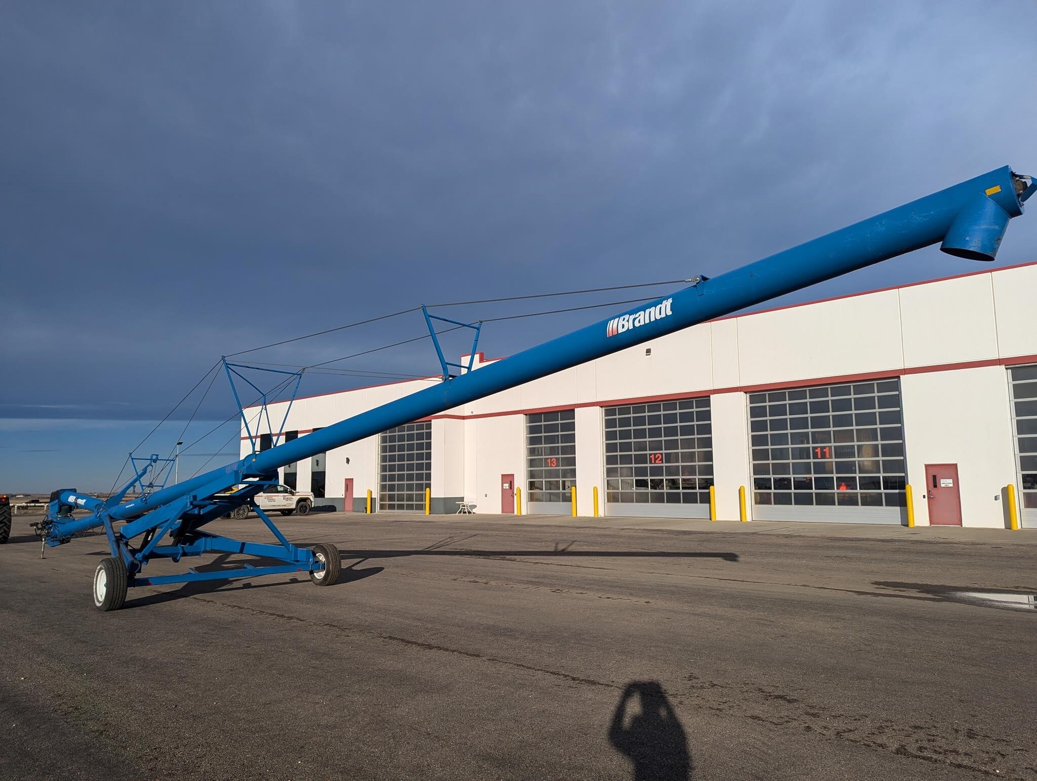 2003 Brandt 13x70 Augers and Conveyor