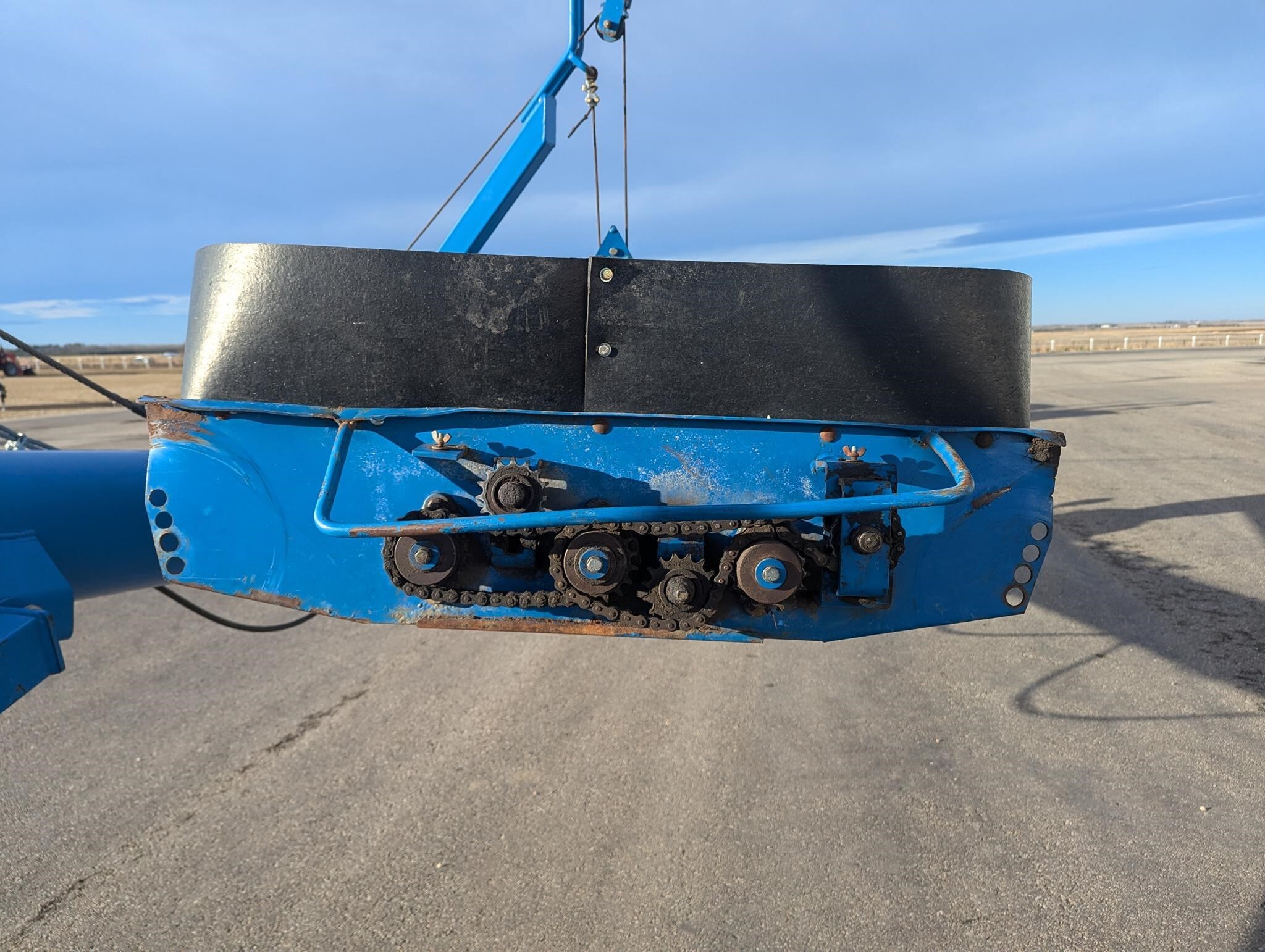 2003 Brandt 13x70 Augers and Conveyor