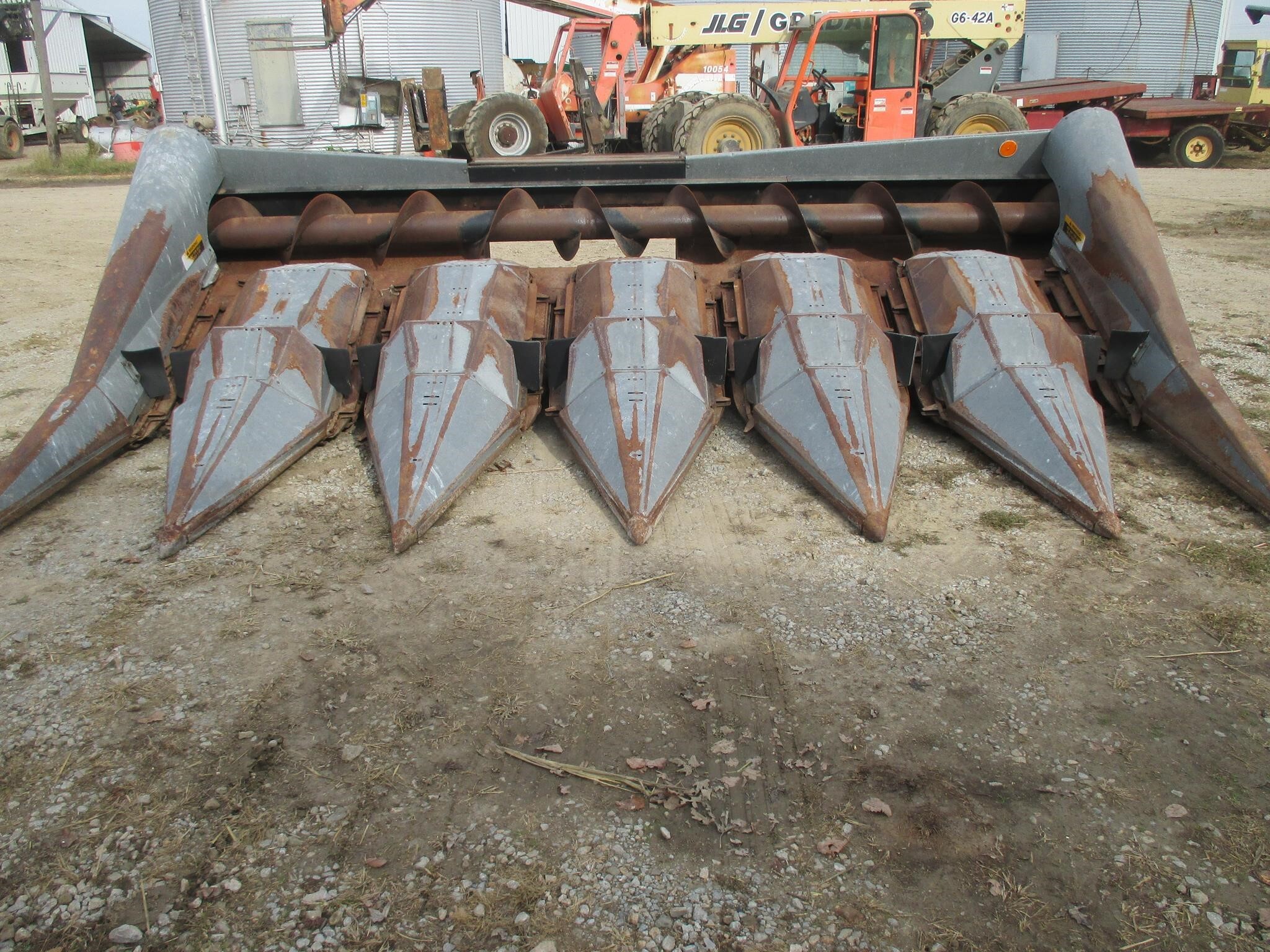  Allis Chalmers 830N Platform