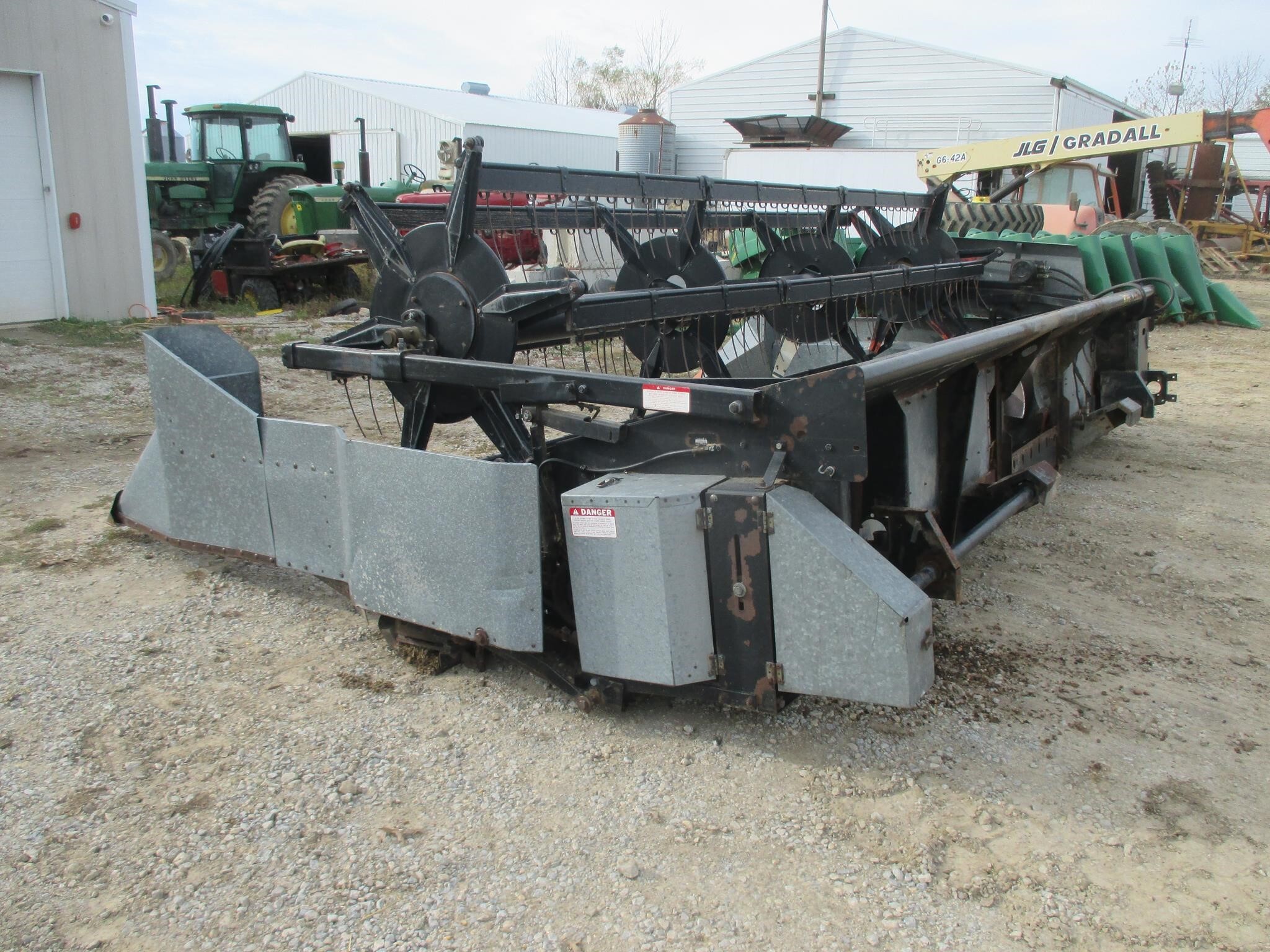 Gleaner N15 Platform