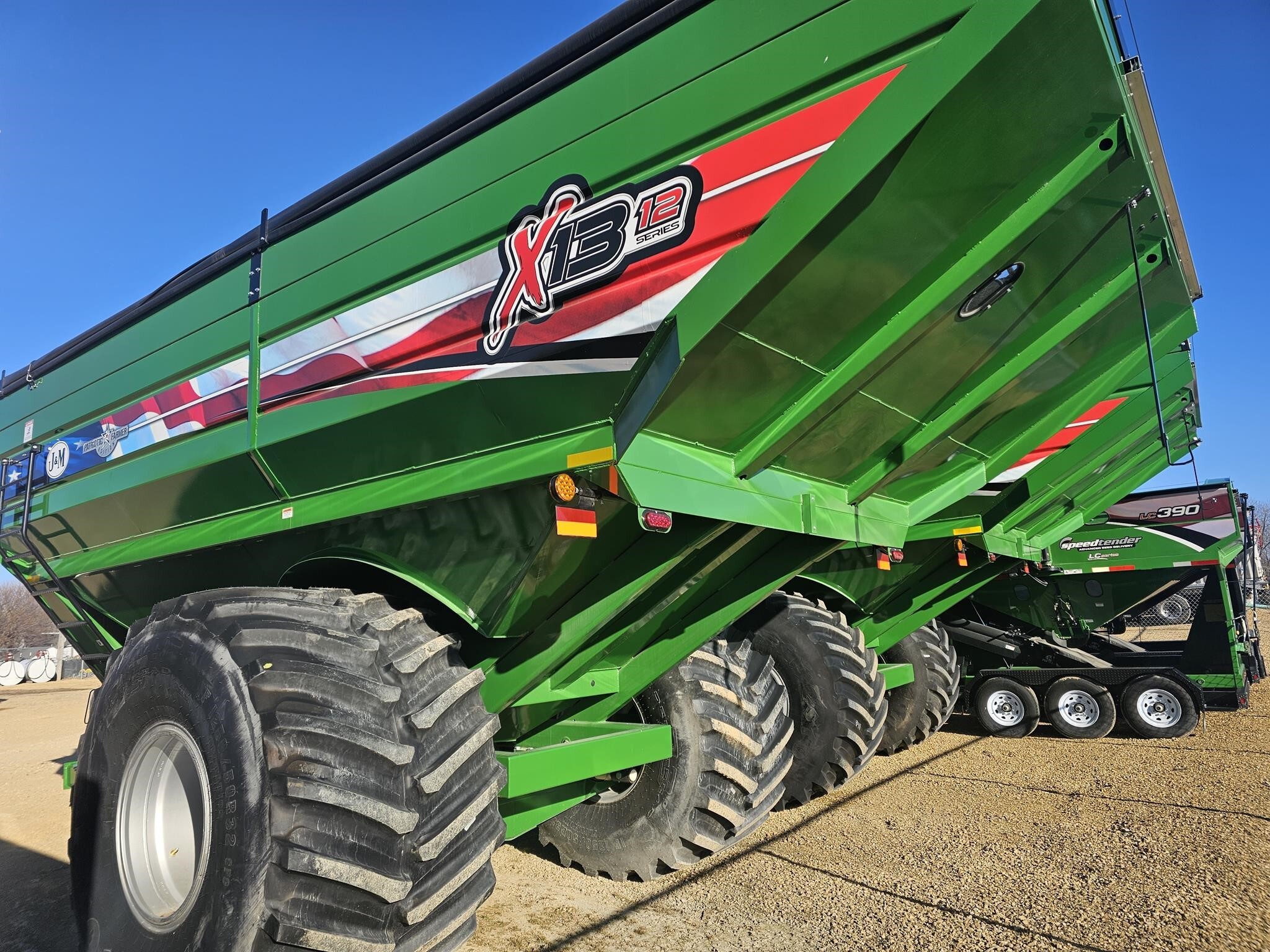 2026 J&M 1312-20S Grain Cart