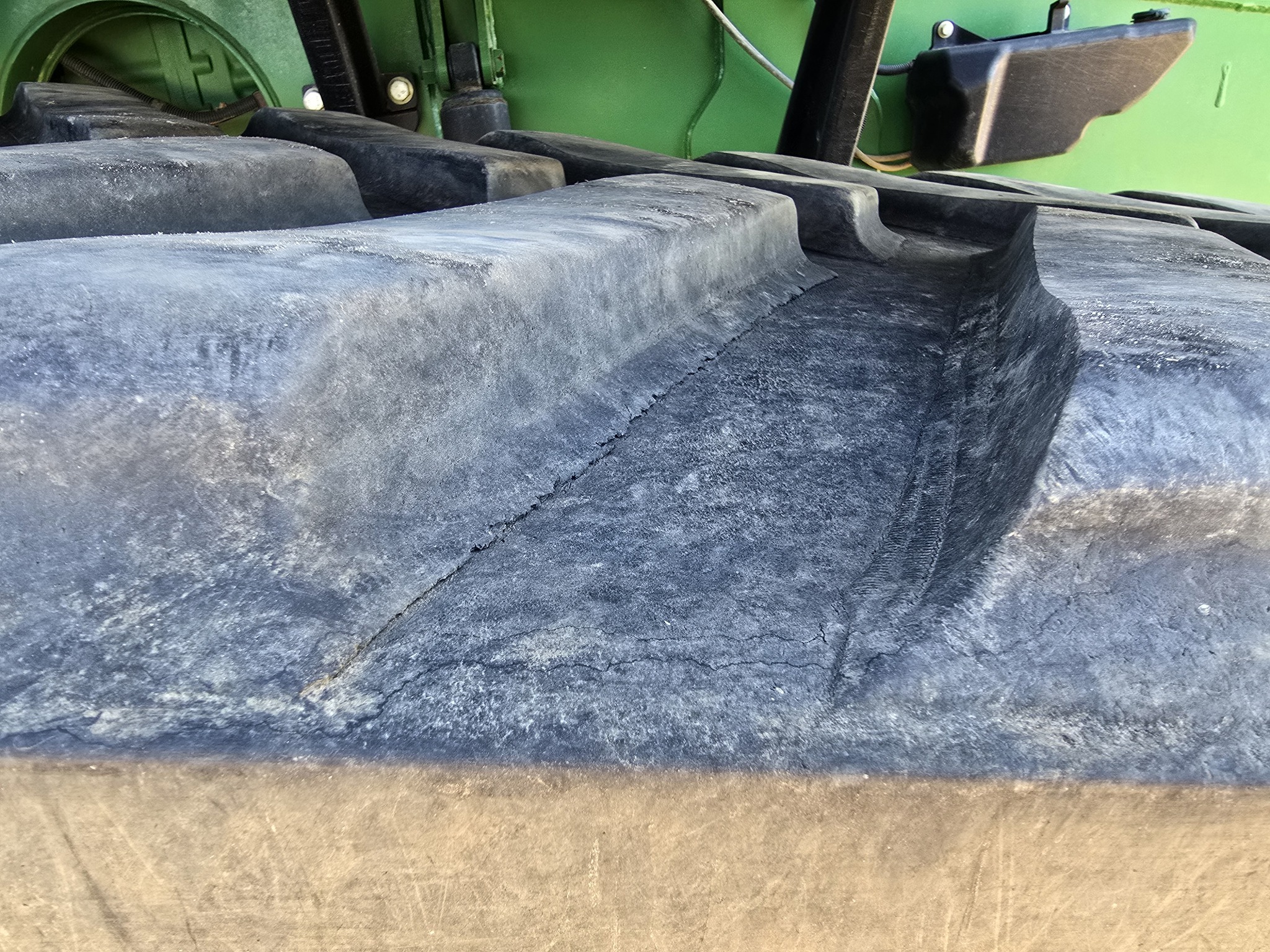 2019 John Deere 9570RT Tractor