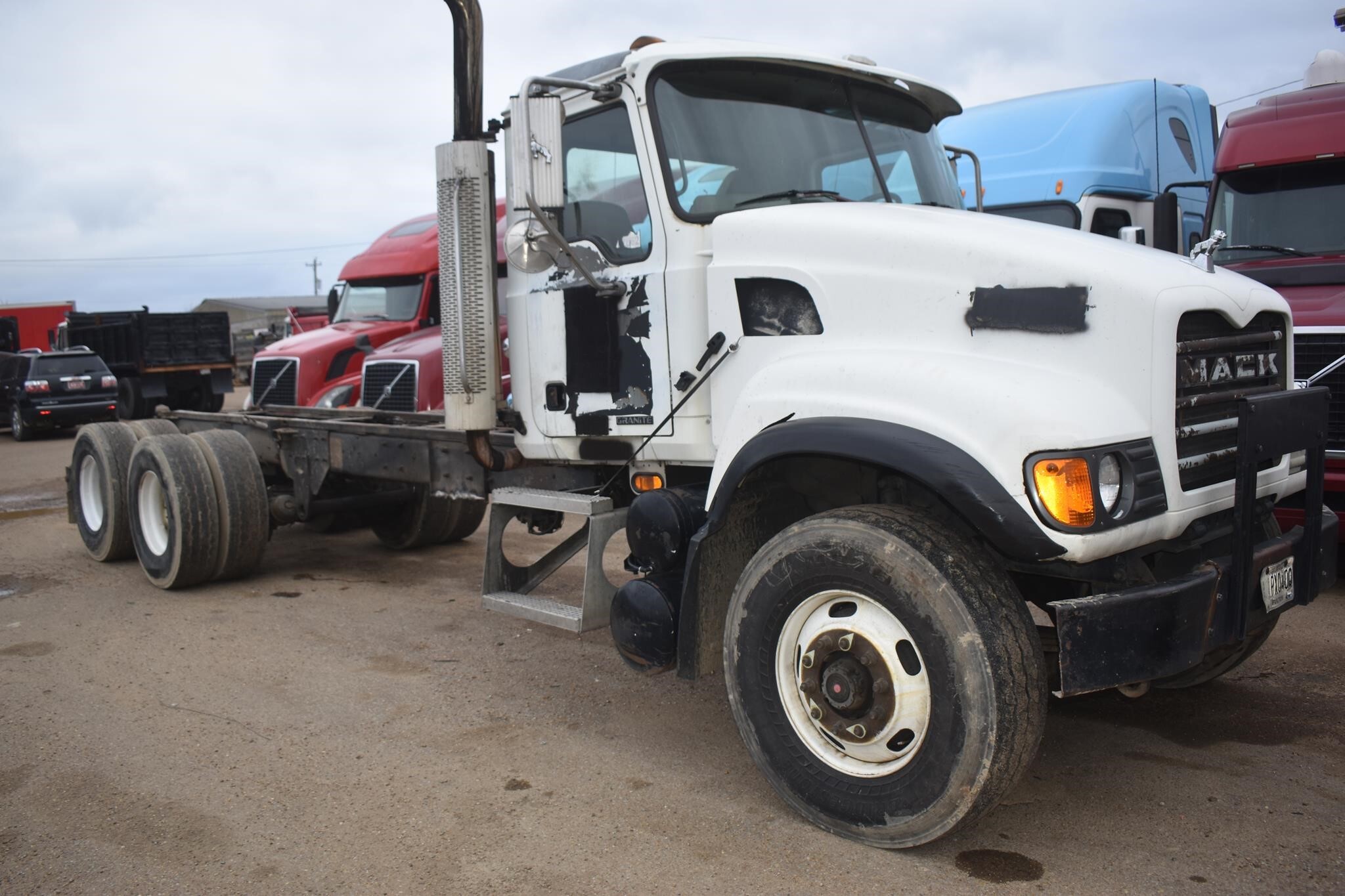 2005 Mack Granite CV713 Dump Trucks/Trailer