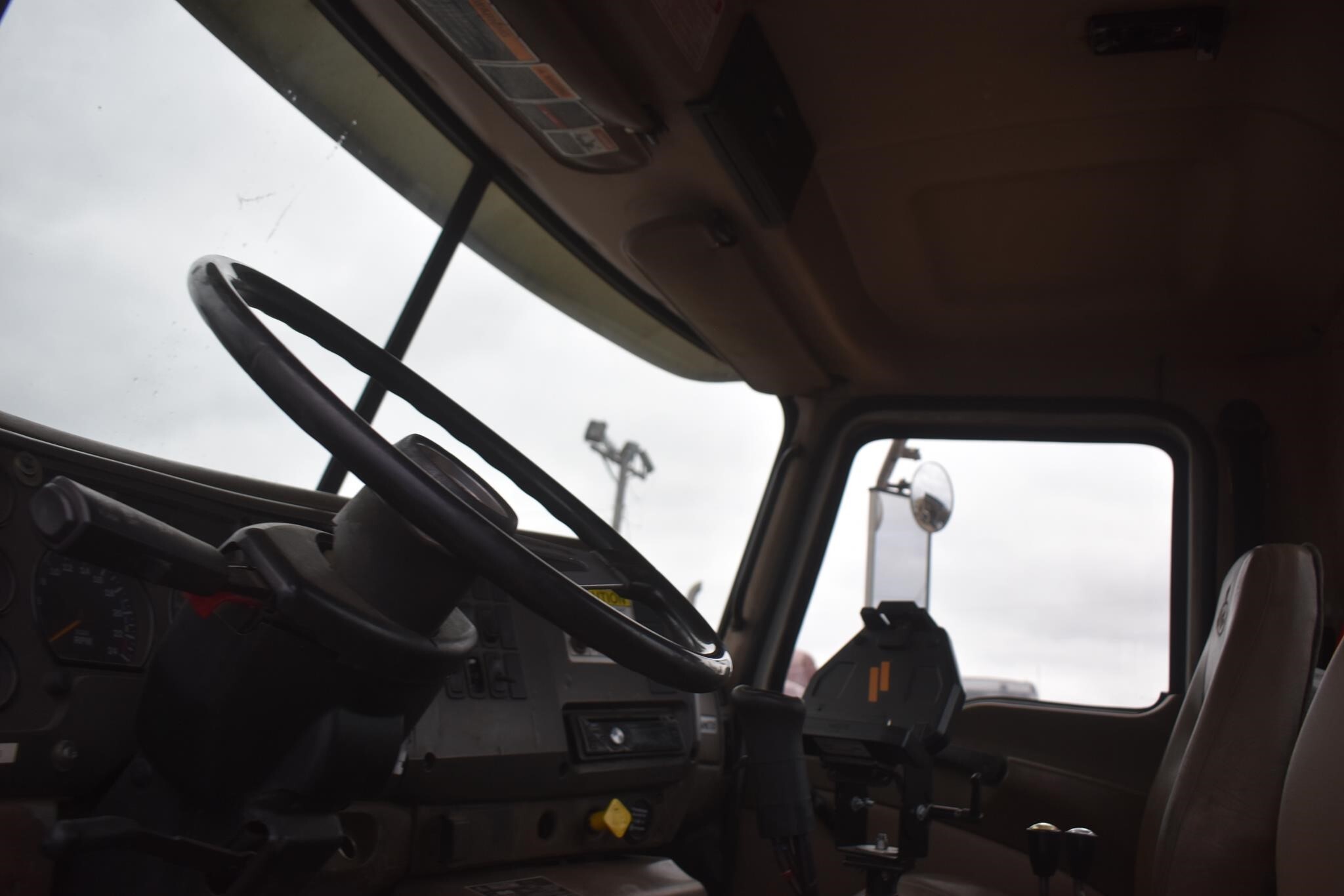 2005 Mack Granite CV713 Dump Trucks/Trailer