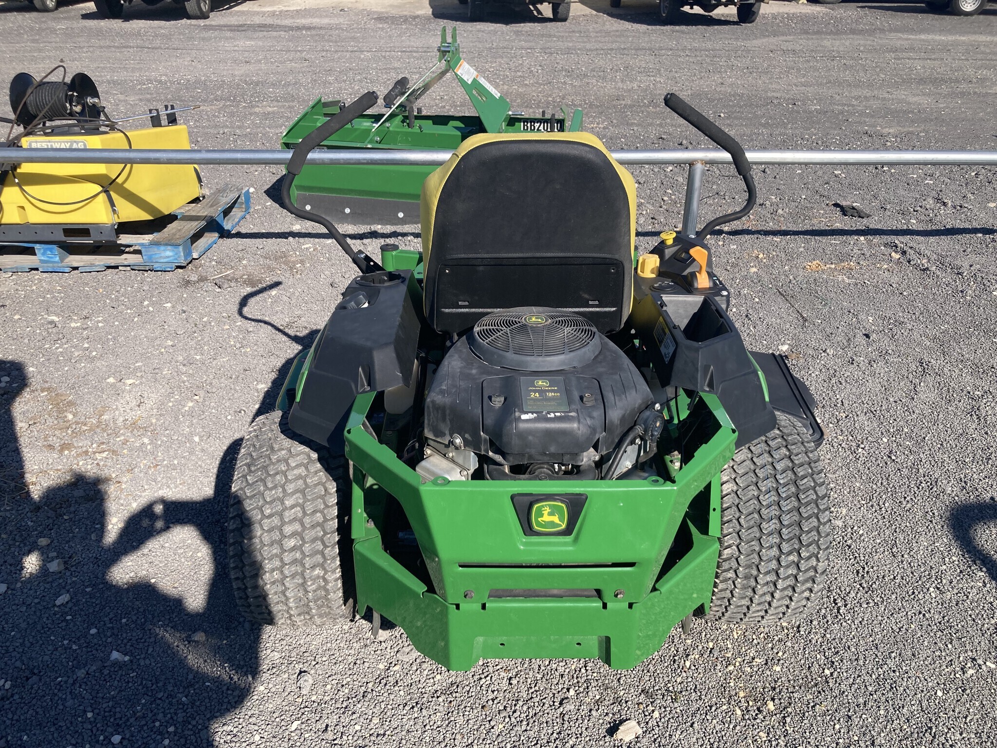 2023 John Deere Z325E Lawn Mower