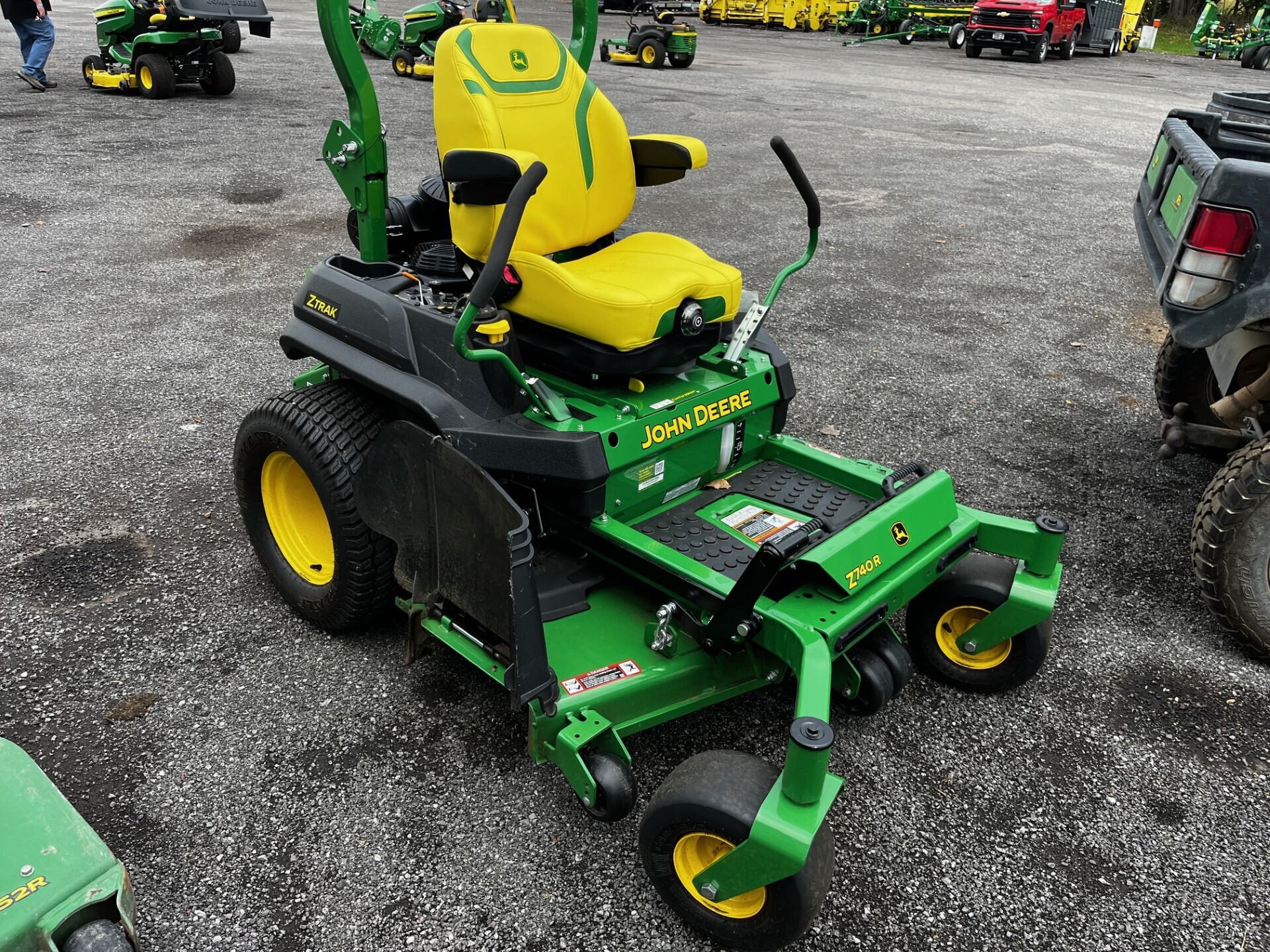 2023 John Deere Z740R Lawn Mower