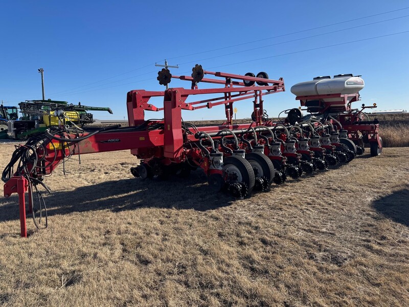 Used White 8824 Planters for Sale - 2 Listings | Machinery Pete