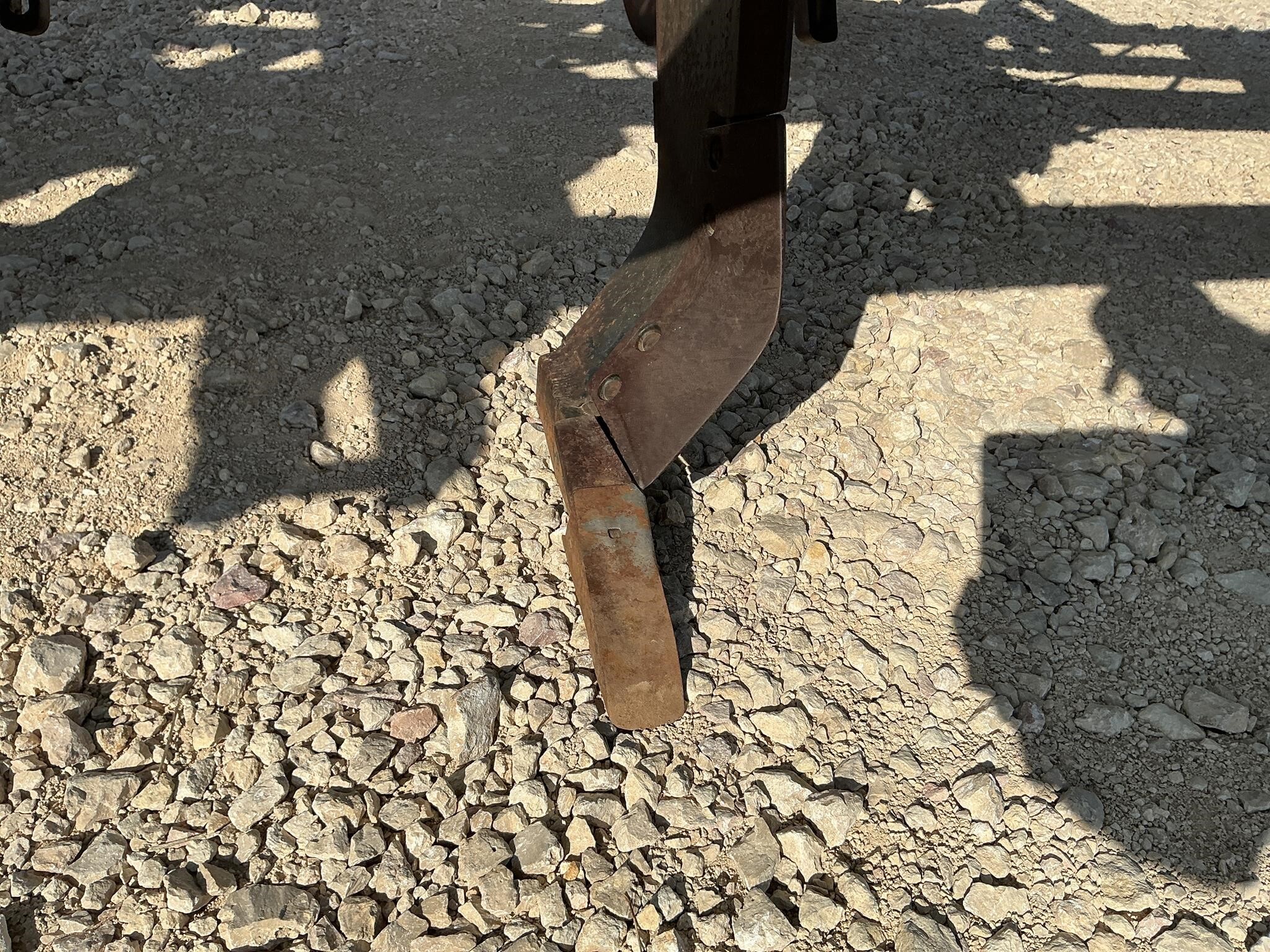  Bigham Brothers 703-778 Strip-Till
