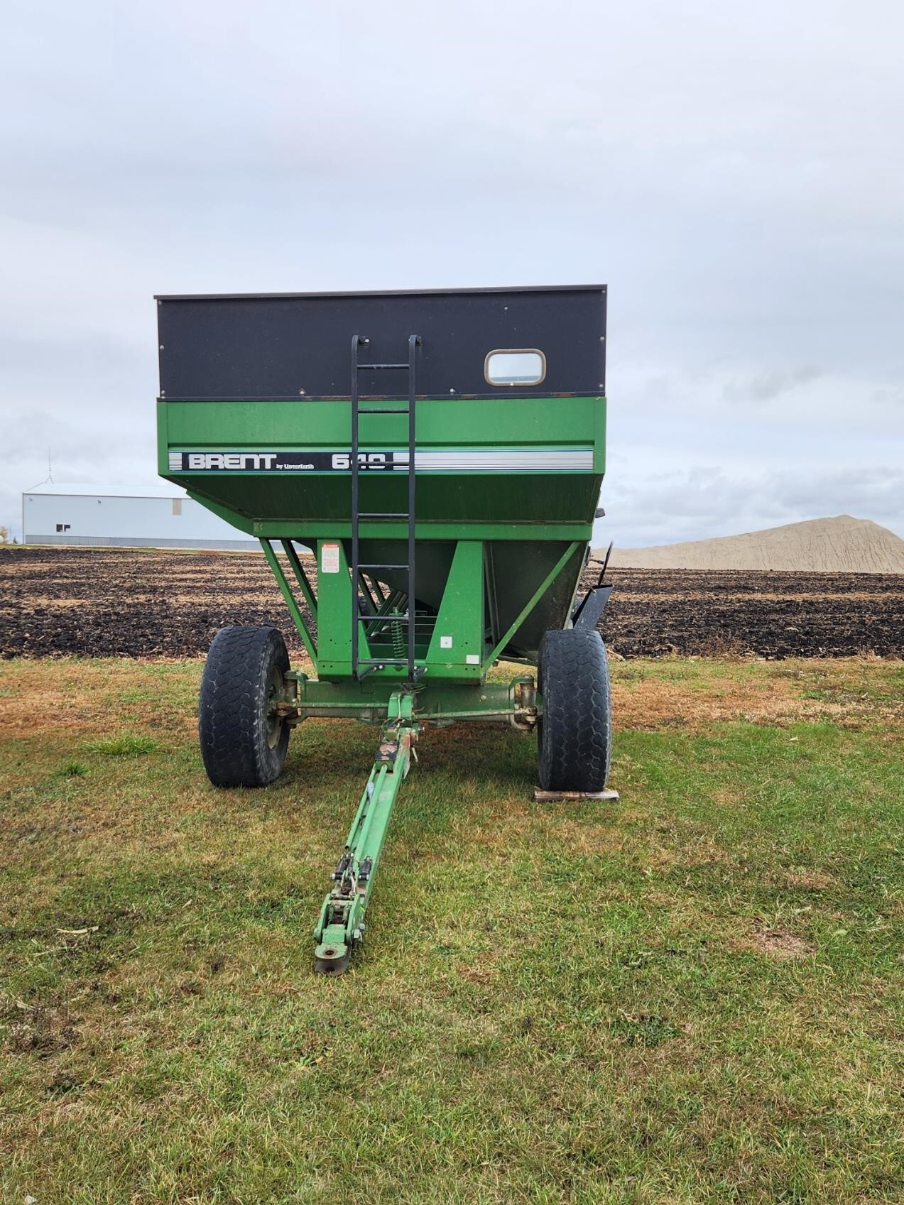 1999 Brent 640 Gravity Wagon