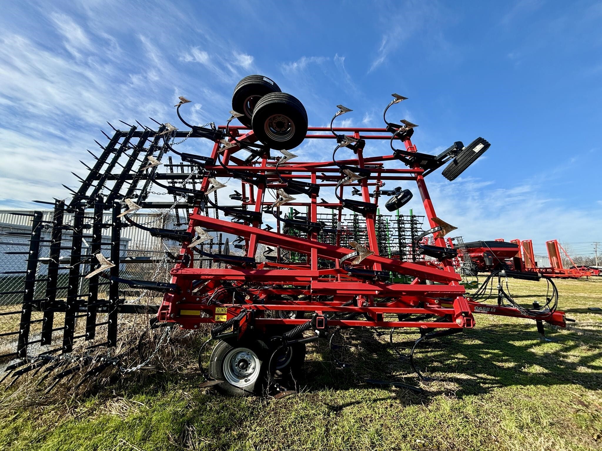 2023 Case IH Tiger-Mate 255 Field Cultivator