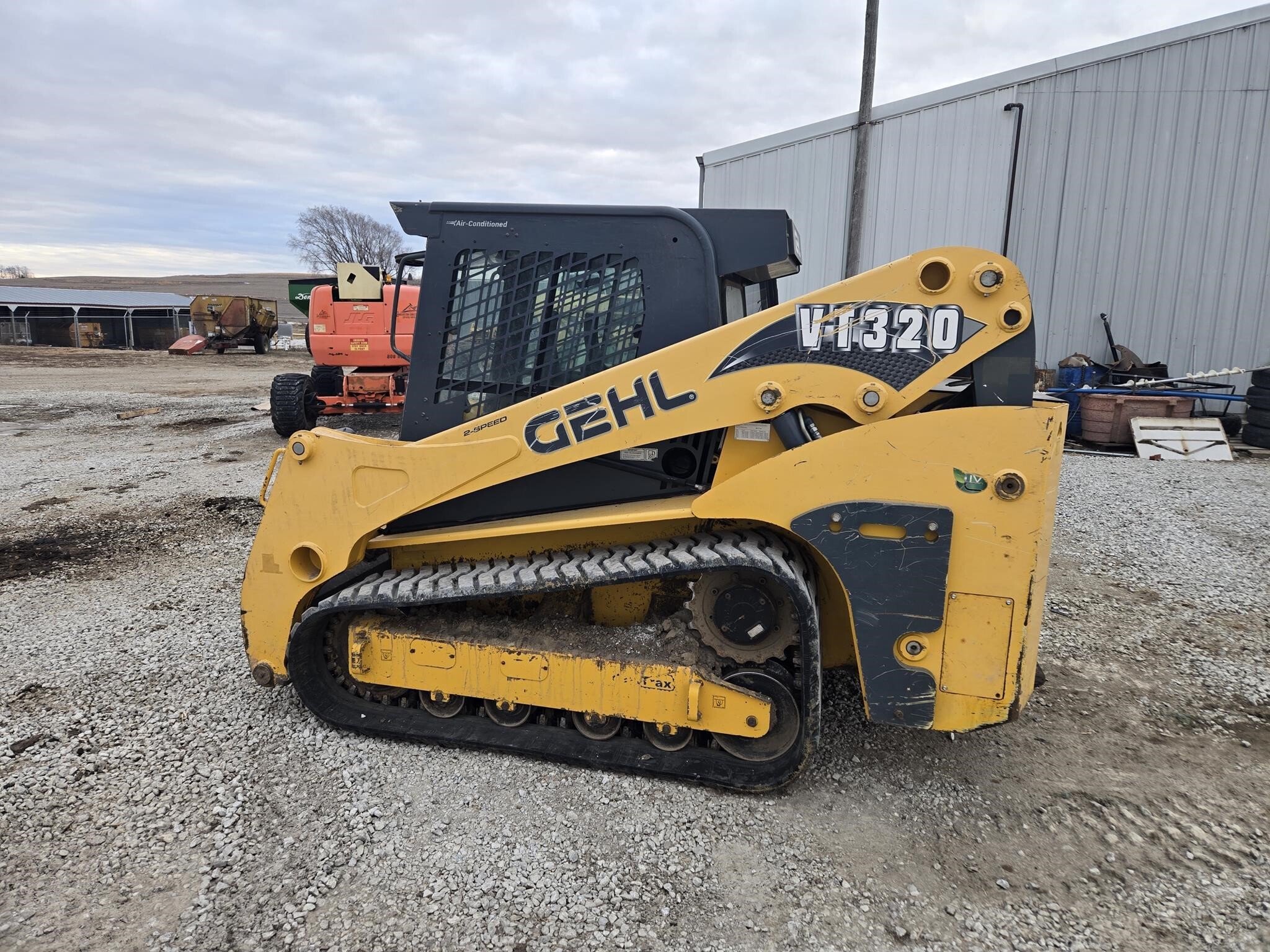 2019 Gehl VT320 Skid Steer