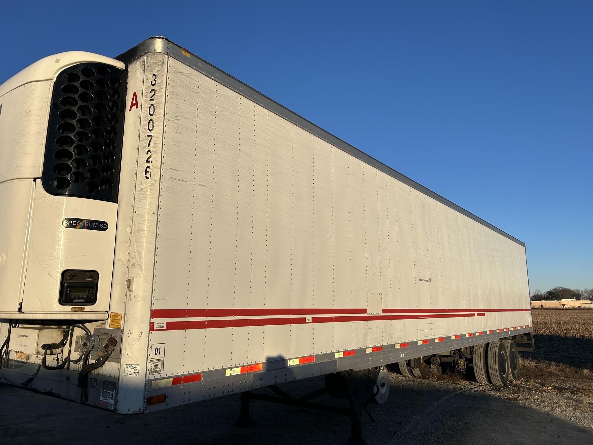 2012 Utility 48 FT REEFER Box Trucks/Trailer