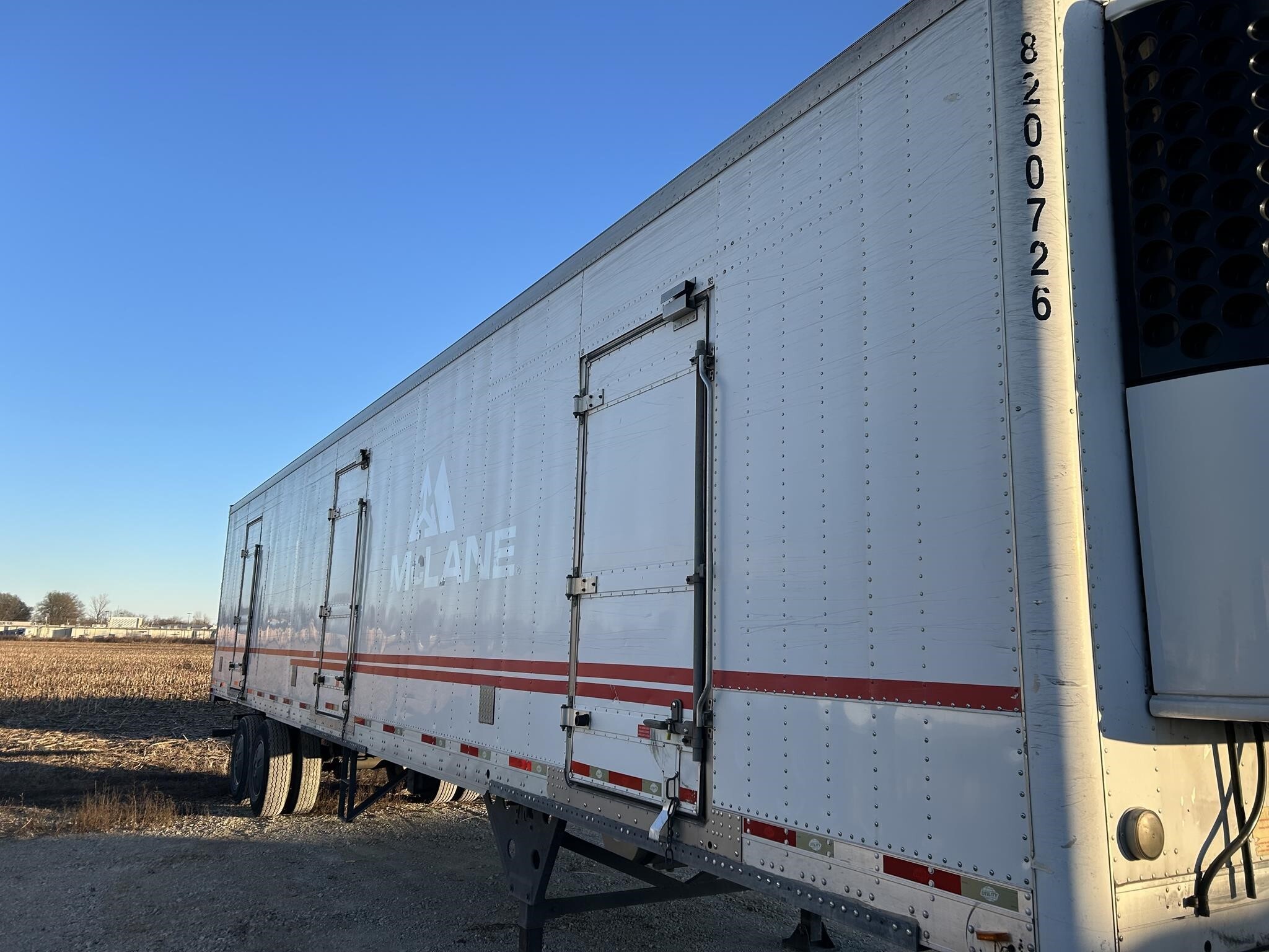 2012 Utility 48 FT REEFER Box Trucks/Trailer