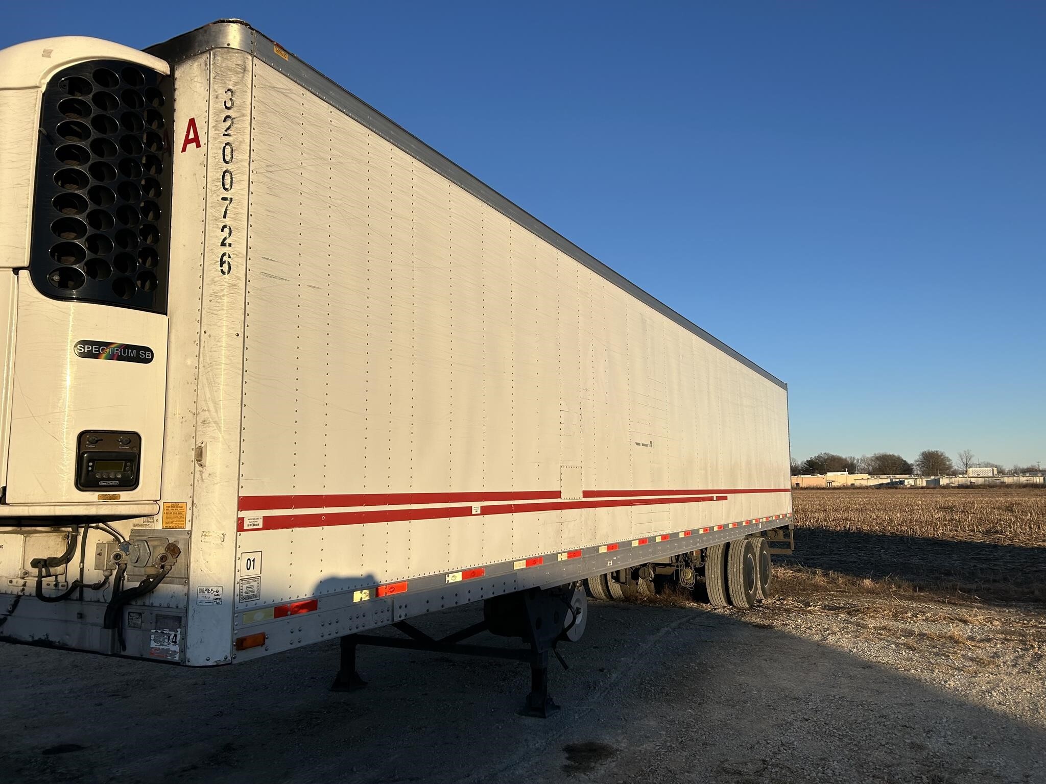 2012 Utility 48 FT REEFER Box Trucks/Trailer