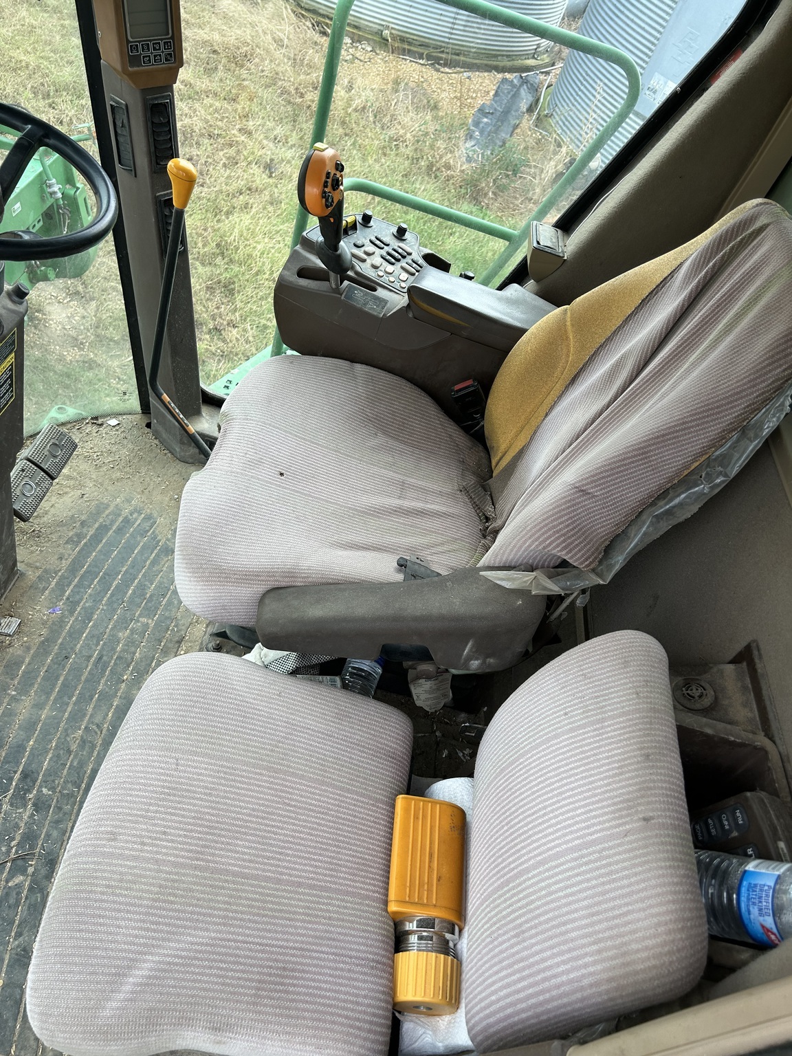 2005 John Deere 9760 STS Combine