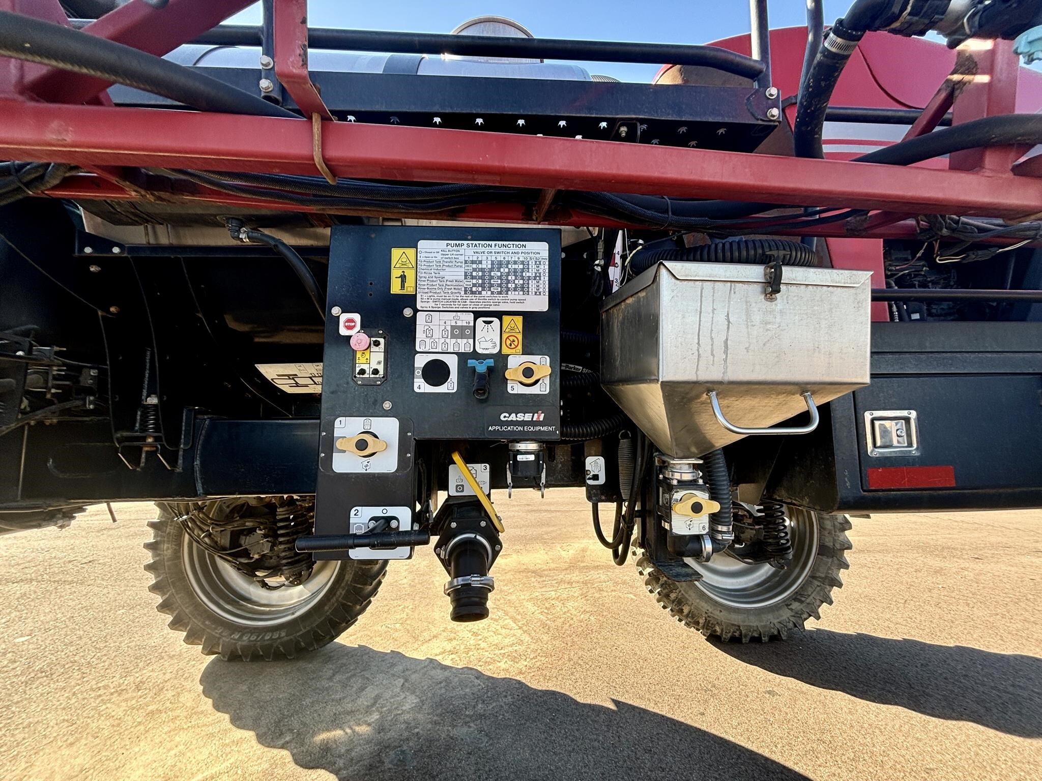 2018 Case IH Patriot 3240 Self-Propelled Sprayer