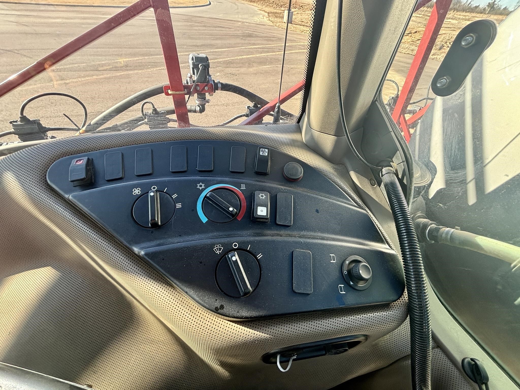 2018 Case IH Patriot 3240 Self-Propelled Sprayer