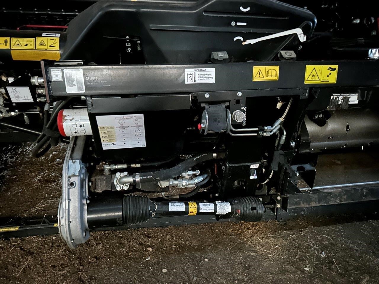 2019 MacDon FD140 Platform