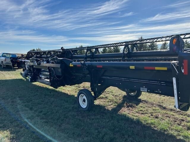 2019 MacDon FD140 Platform