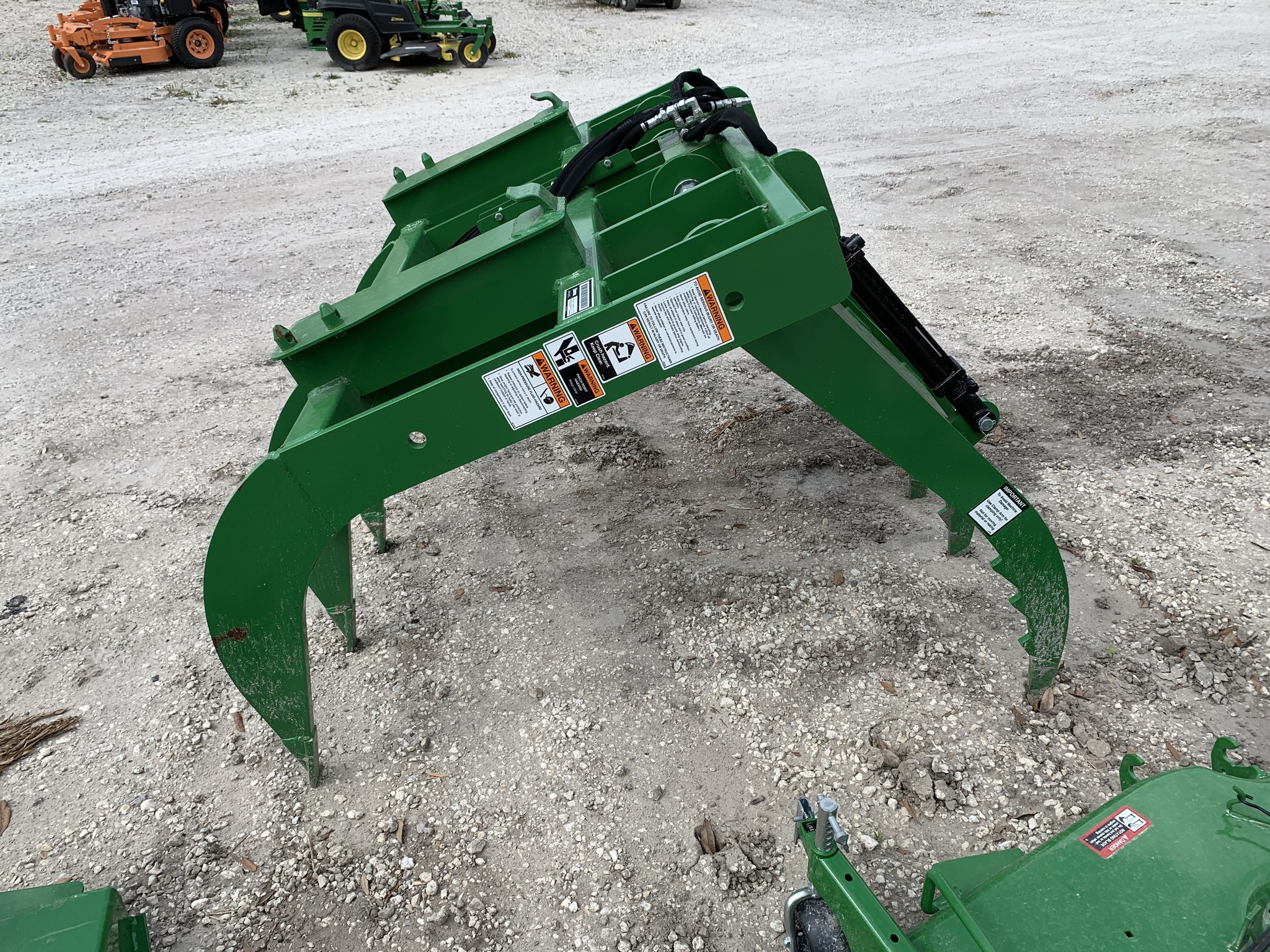 2025 Frontier AV20E Loader and Skid Steer Attachment