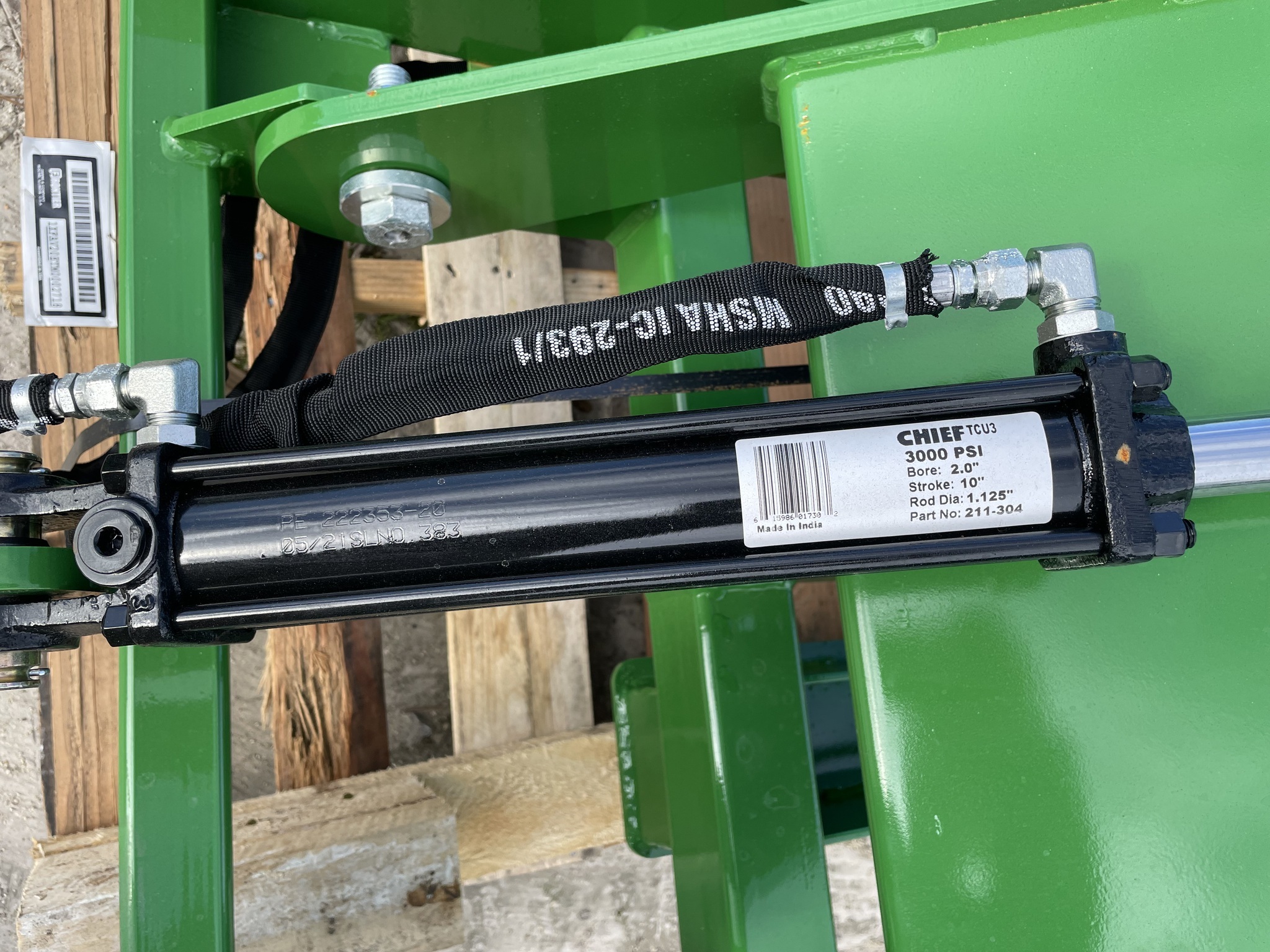 2025 Frontier AV20E Loader and Skid Steer Attachment