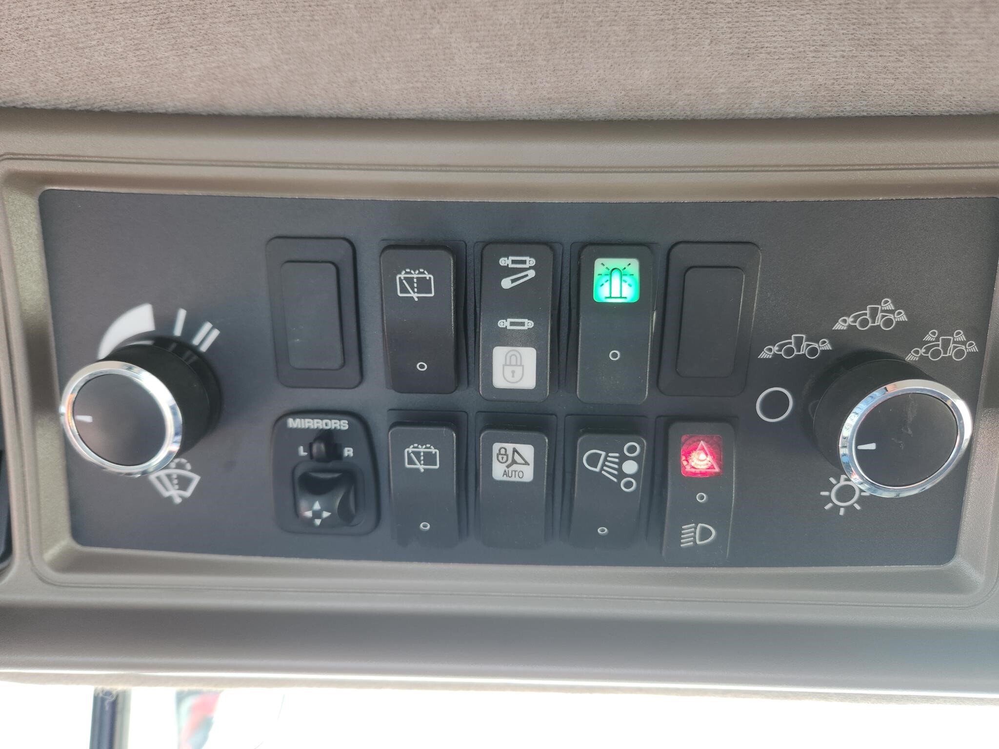 2018 Case IH Steiger 420 RowTrac Tractor