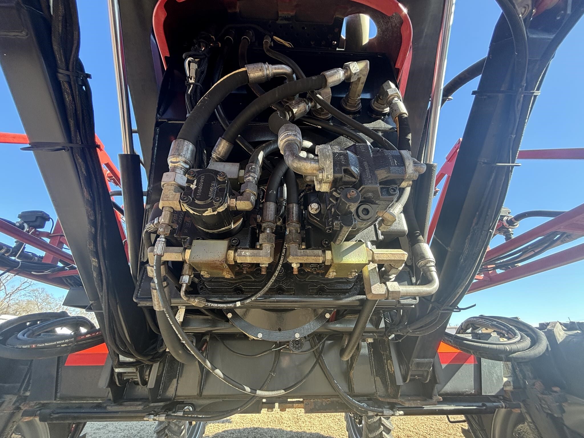 2014 Case IH Patriot 3240 Self-Propelled Sprayer