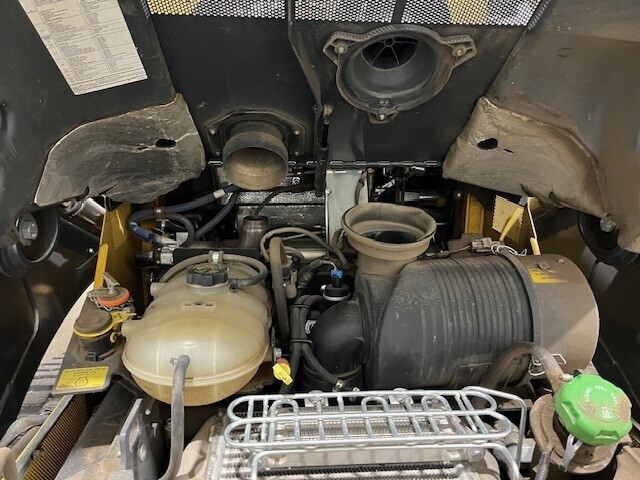 2022 Deere 331G Skid Steer