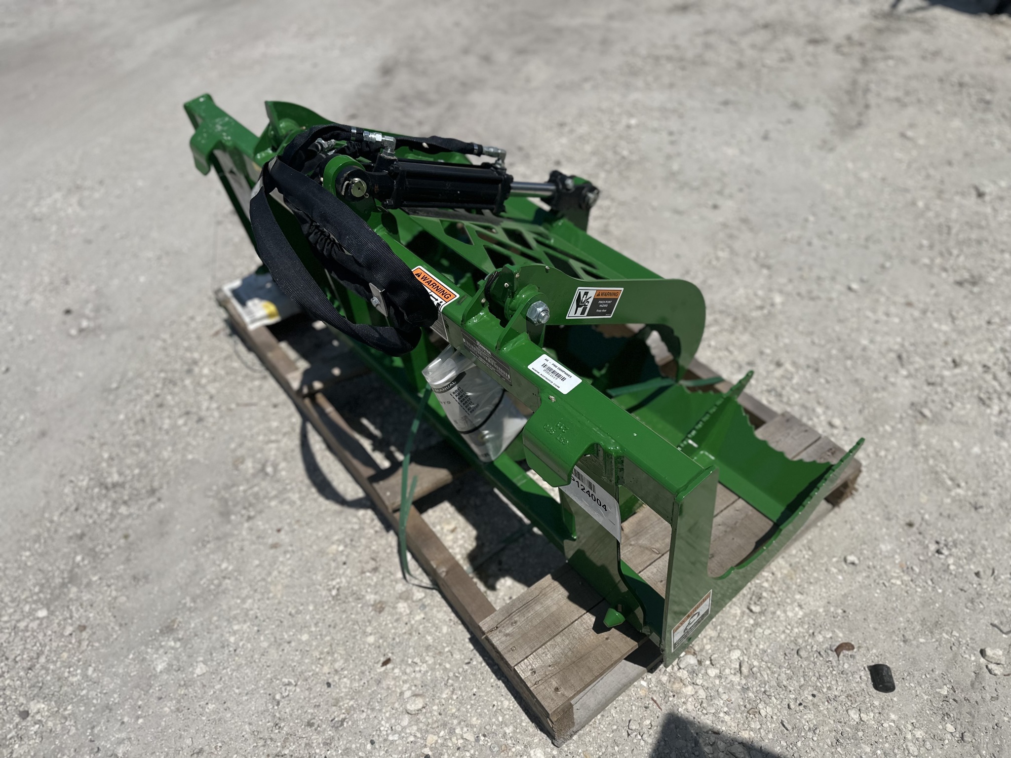 2025 Frontier AV20F Loader and Skid Steer Attachment