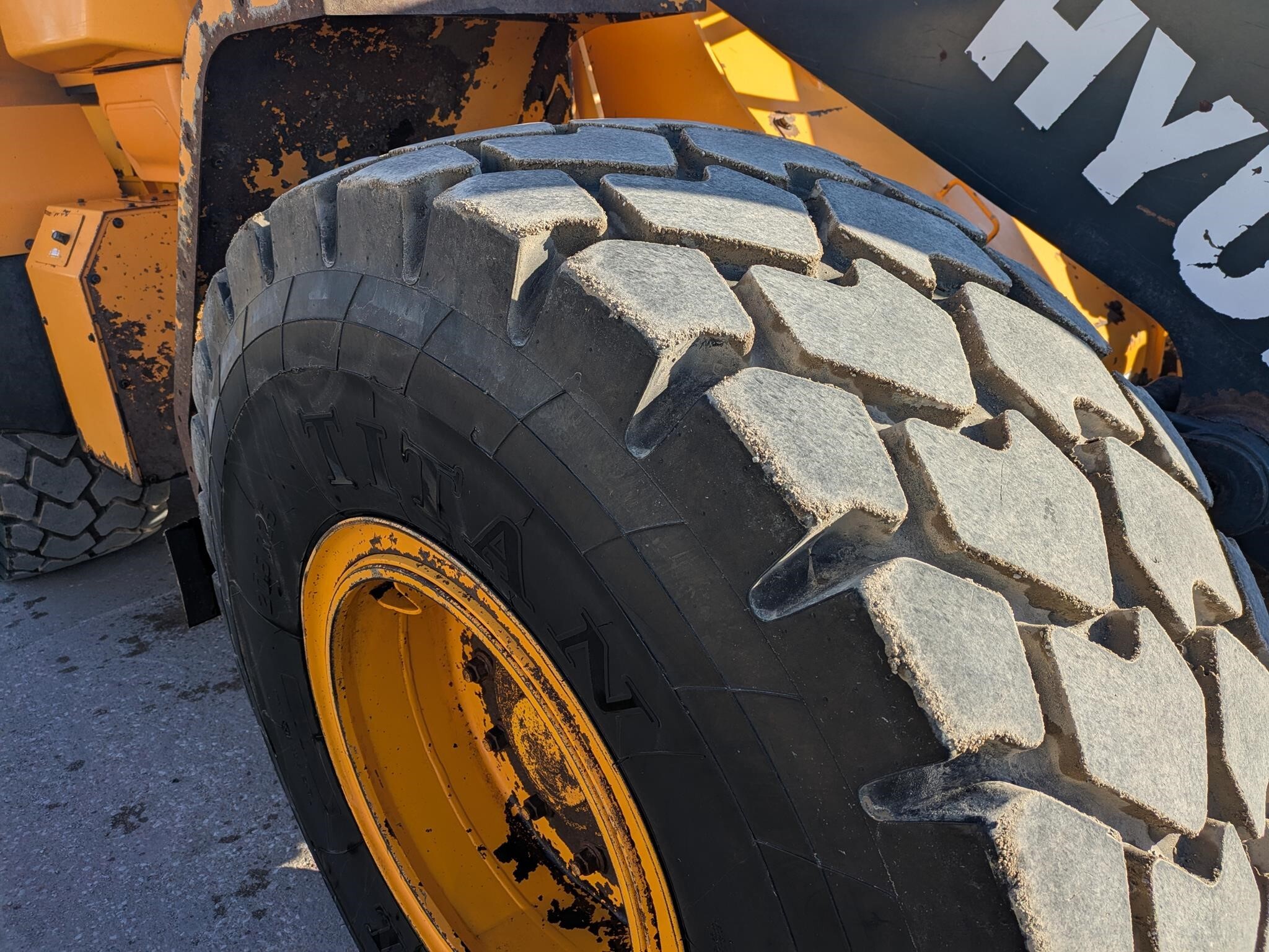 2023 Hyundai HL940A Front End Loader
