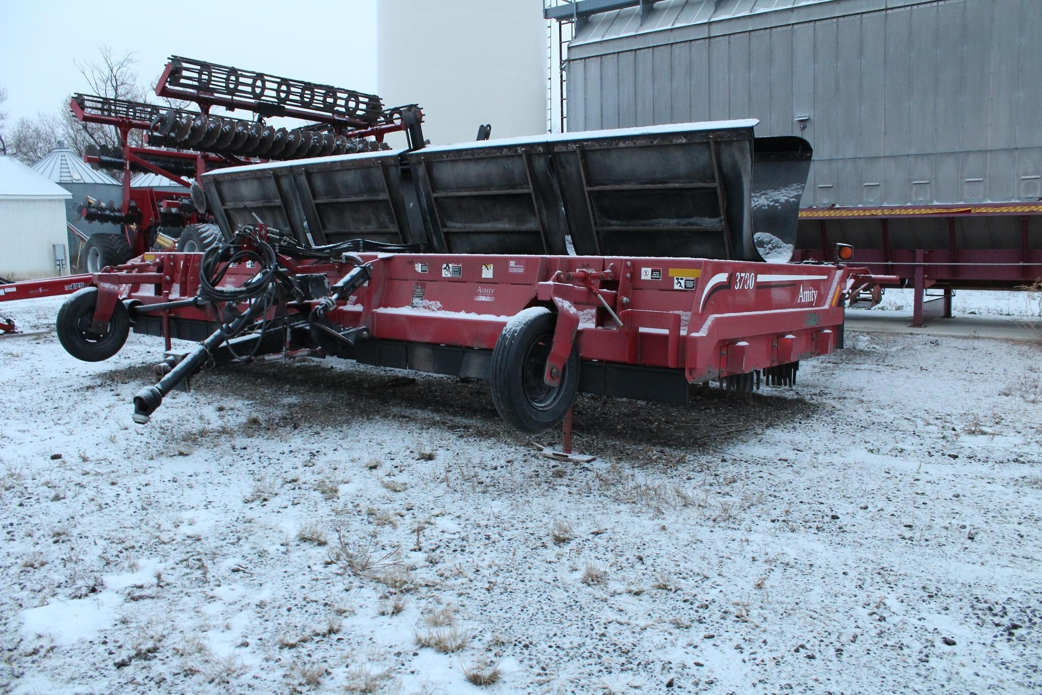 2013 Amity 3700 Beet Equipment